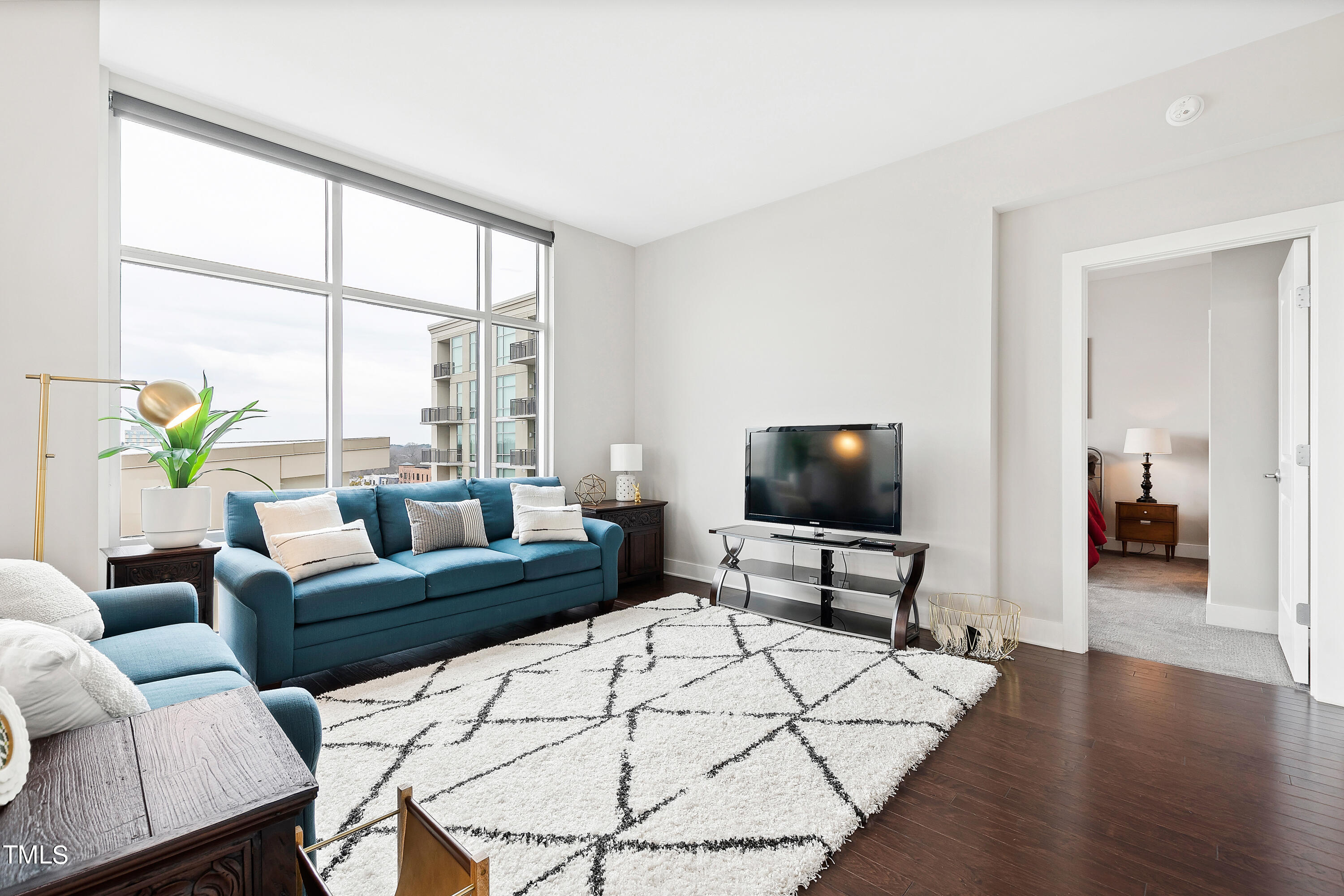 140 W Franklin Street # 613