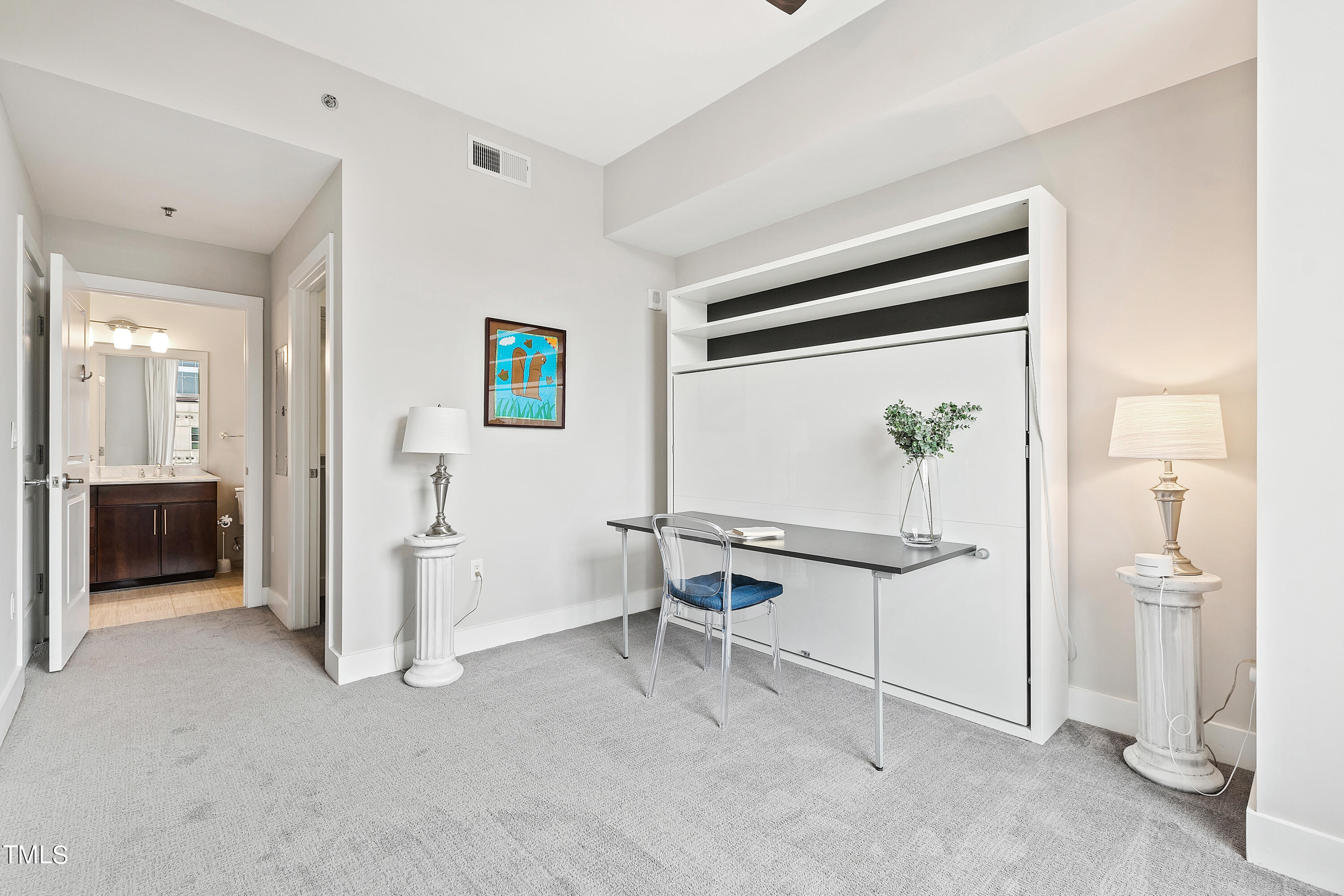 140 W Franklin Street # 613
