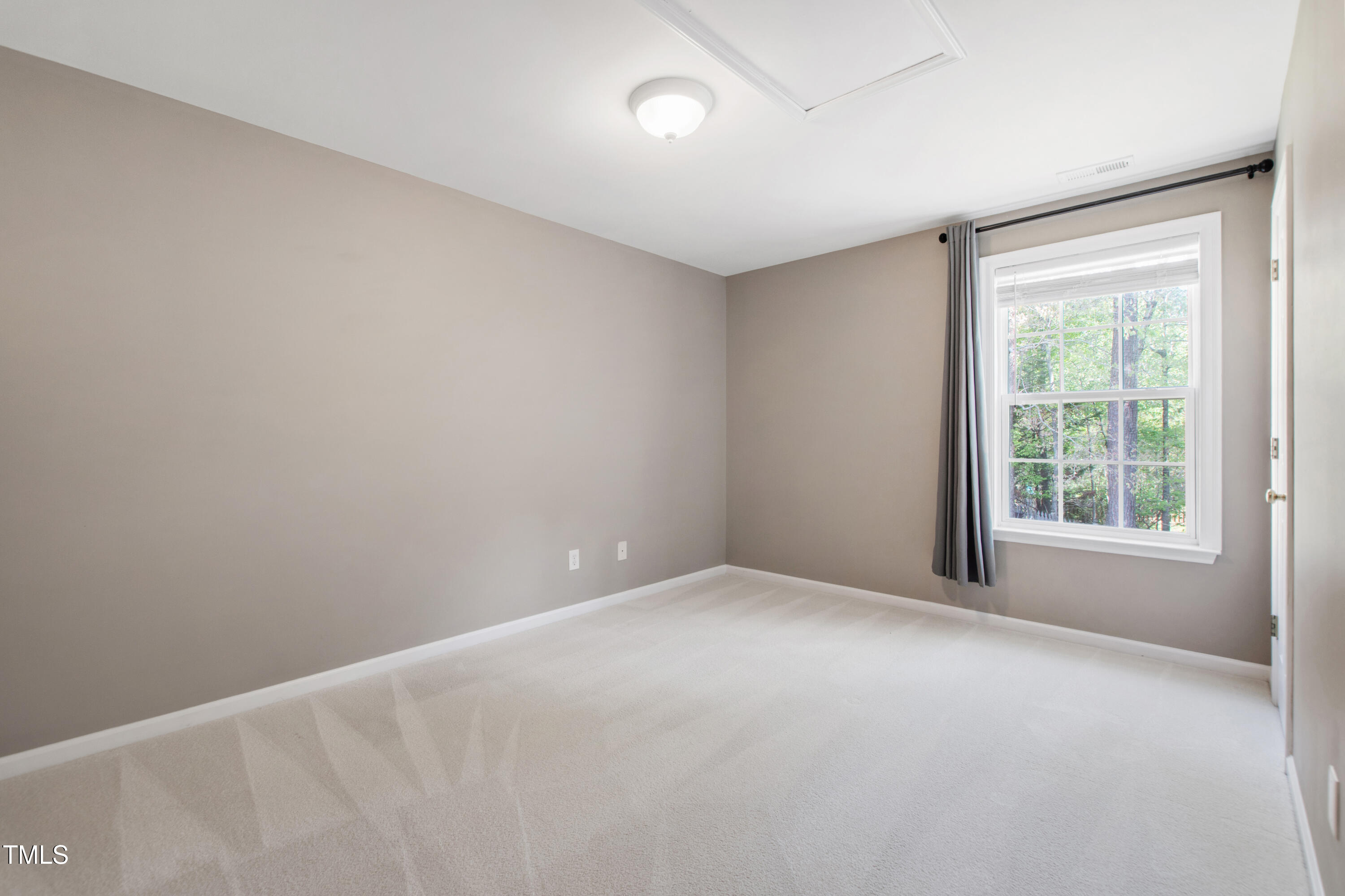 704 Voyager Place