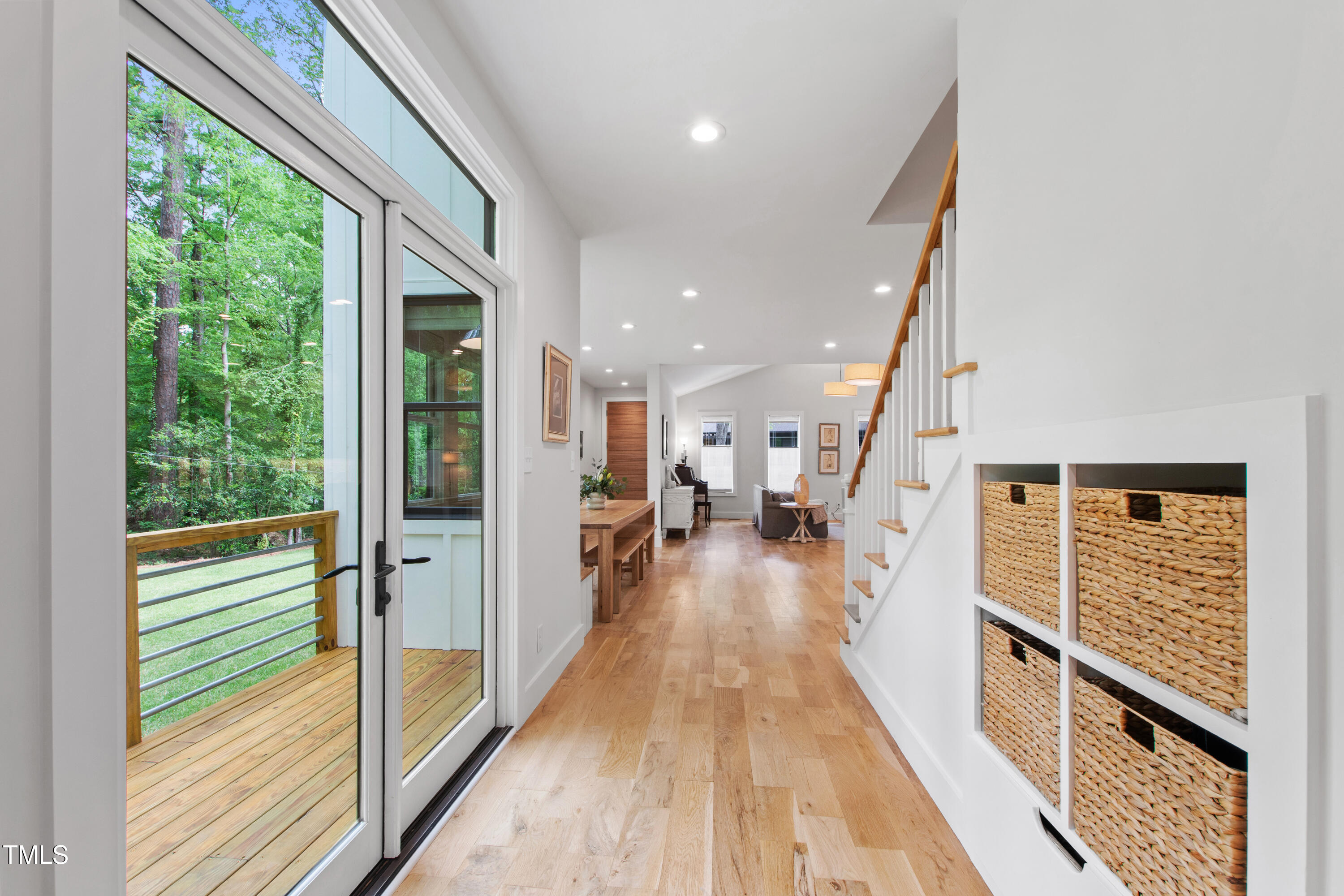 112 Meadowbrook Drive