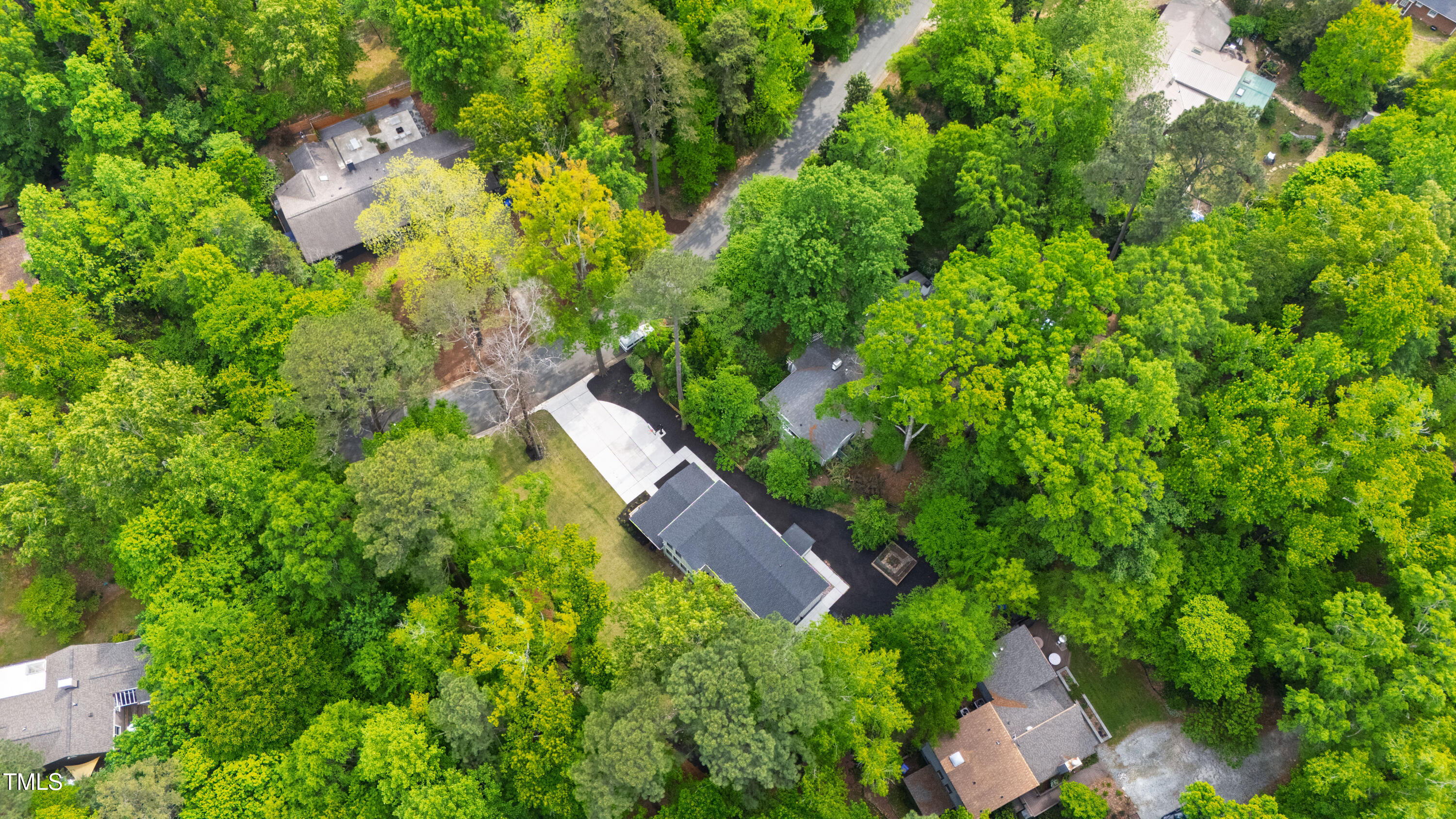112 Meadowbrook Drive