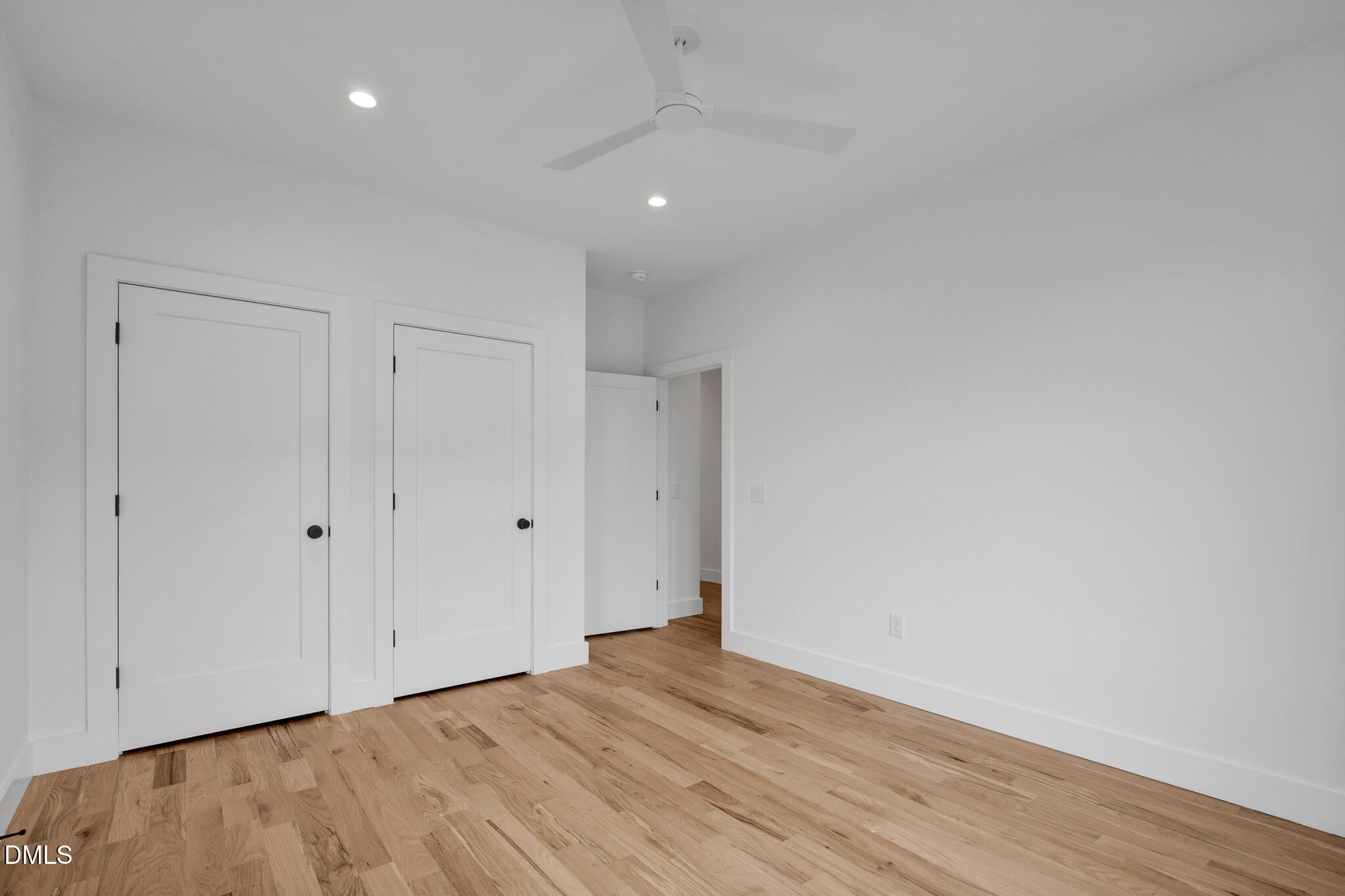 201 E Winmore Avenue