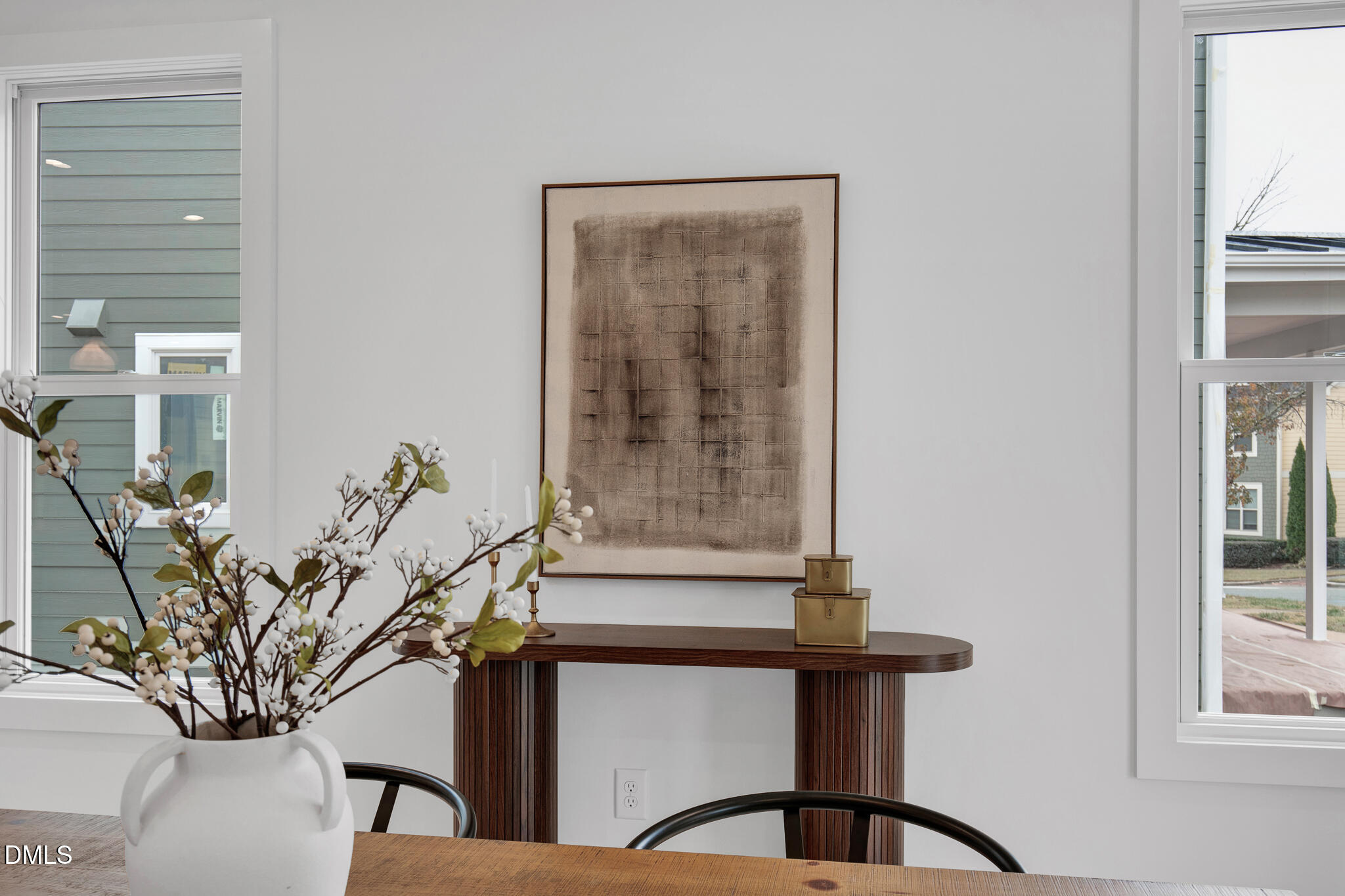 201 E Winmore Avenue