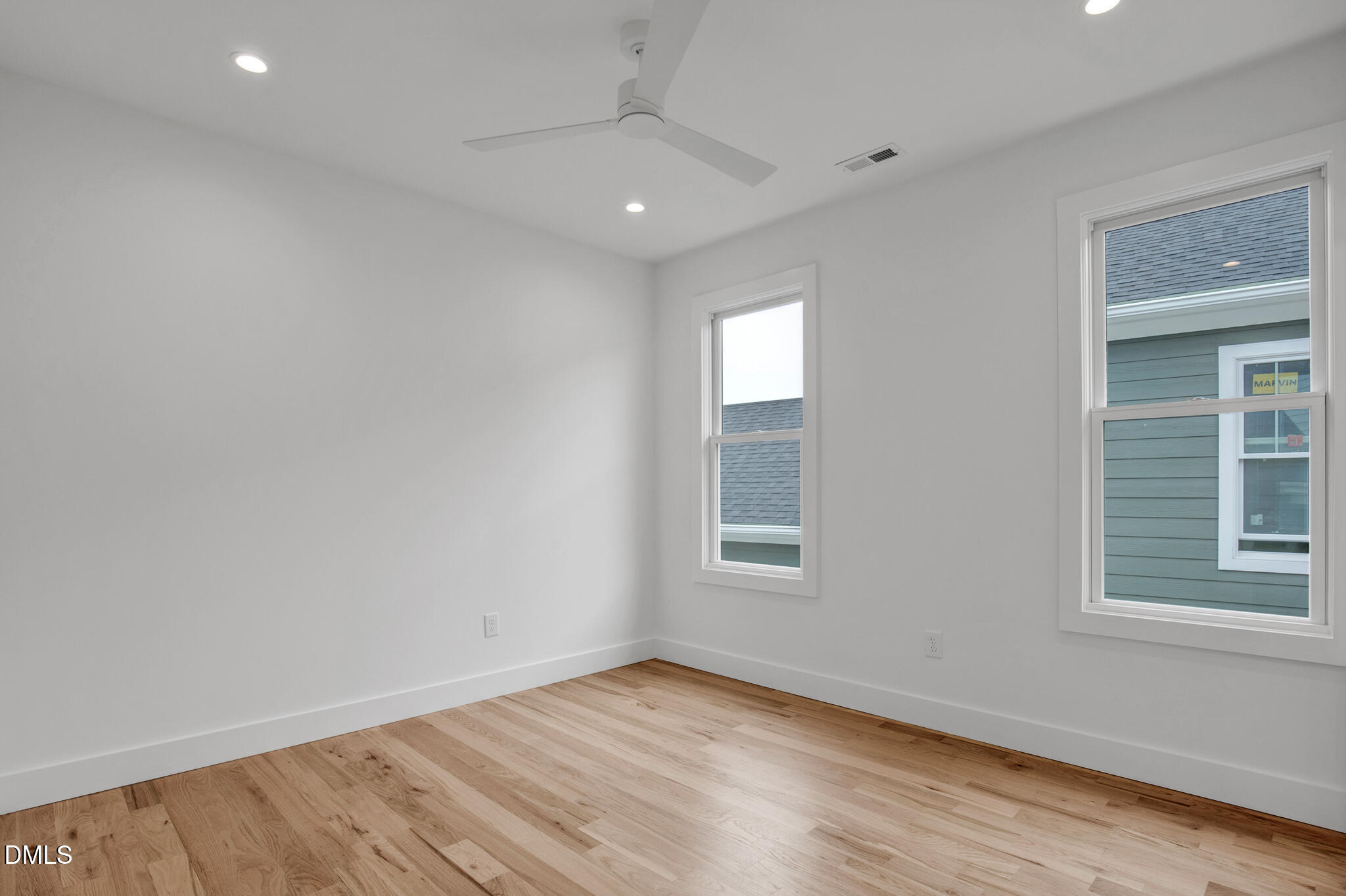 201 E Winmore Avenue