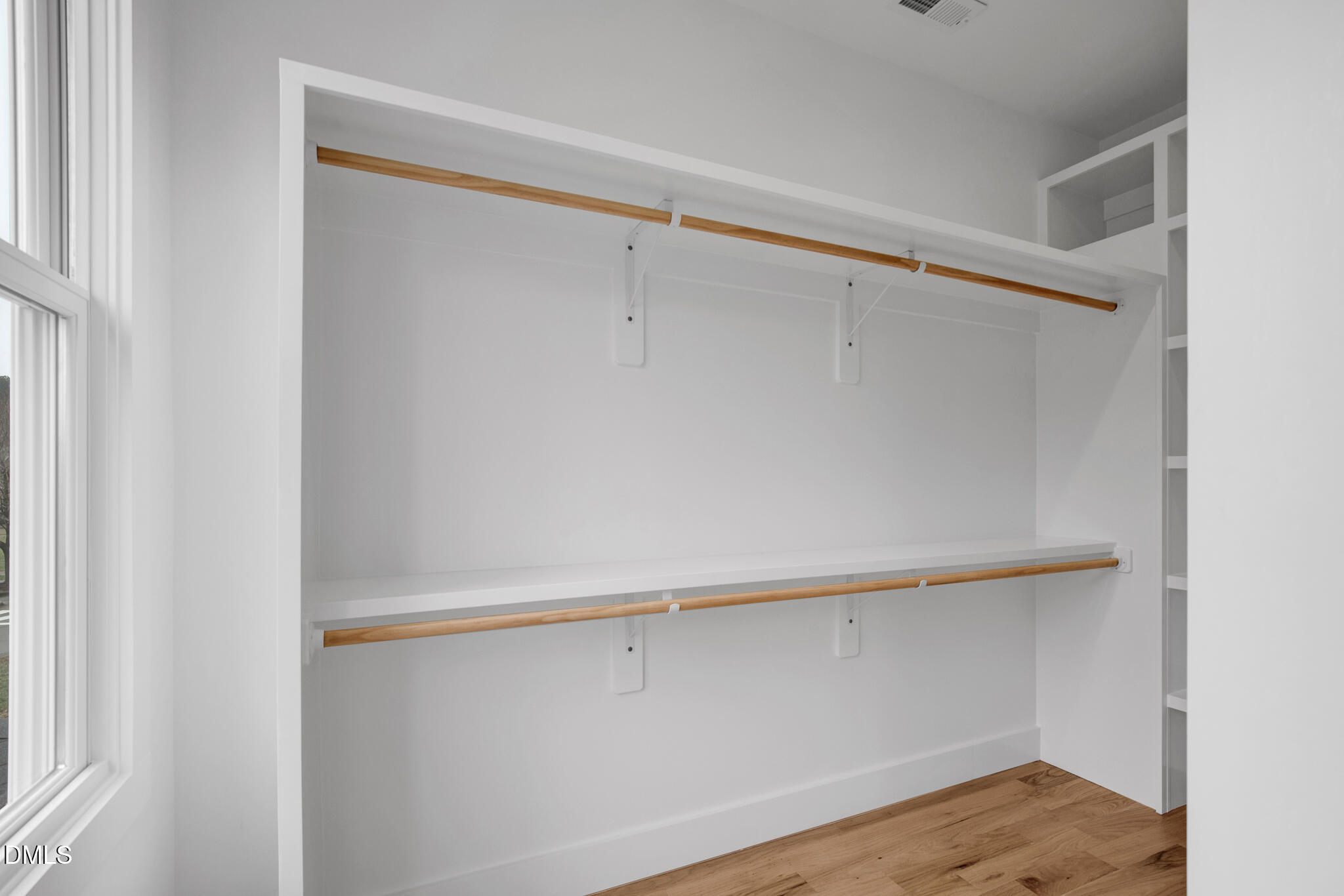 201 E Winmore Avenue