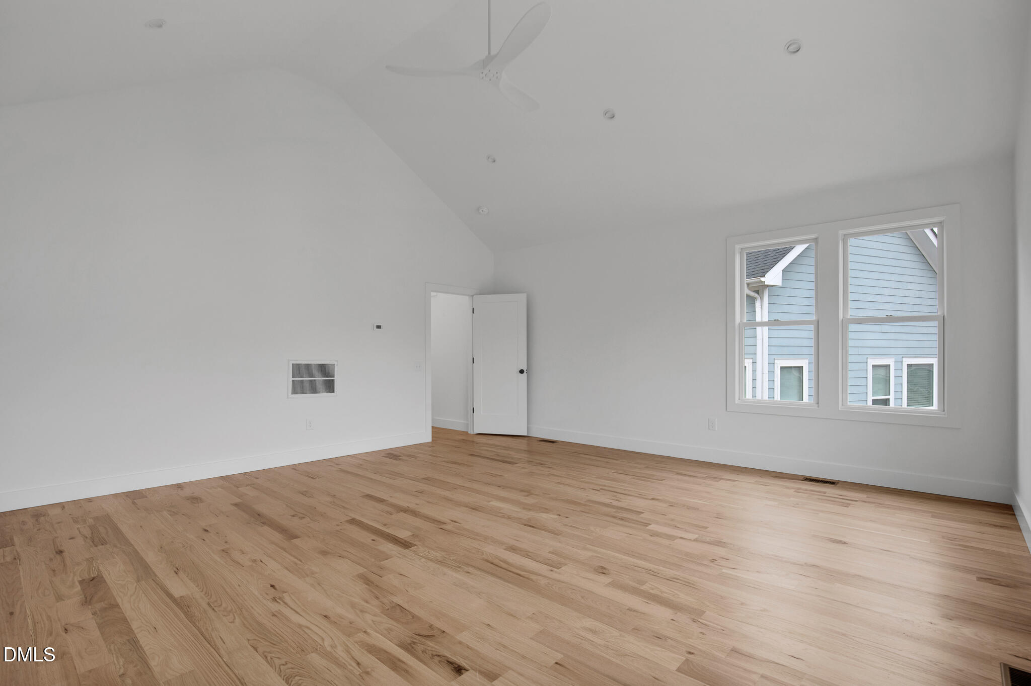 201 E Winmore Avenue