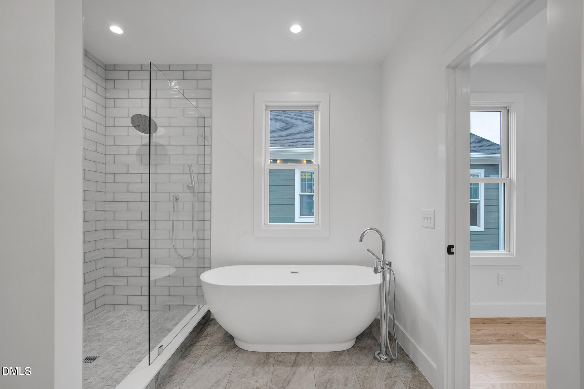 201 E Winmore Avenue