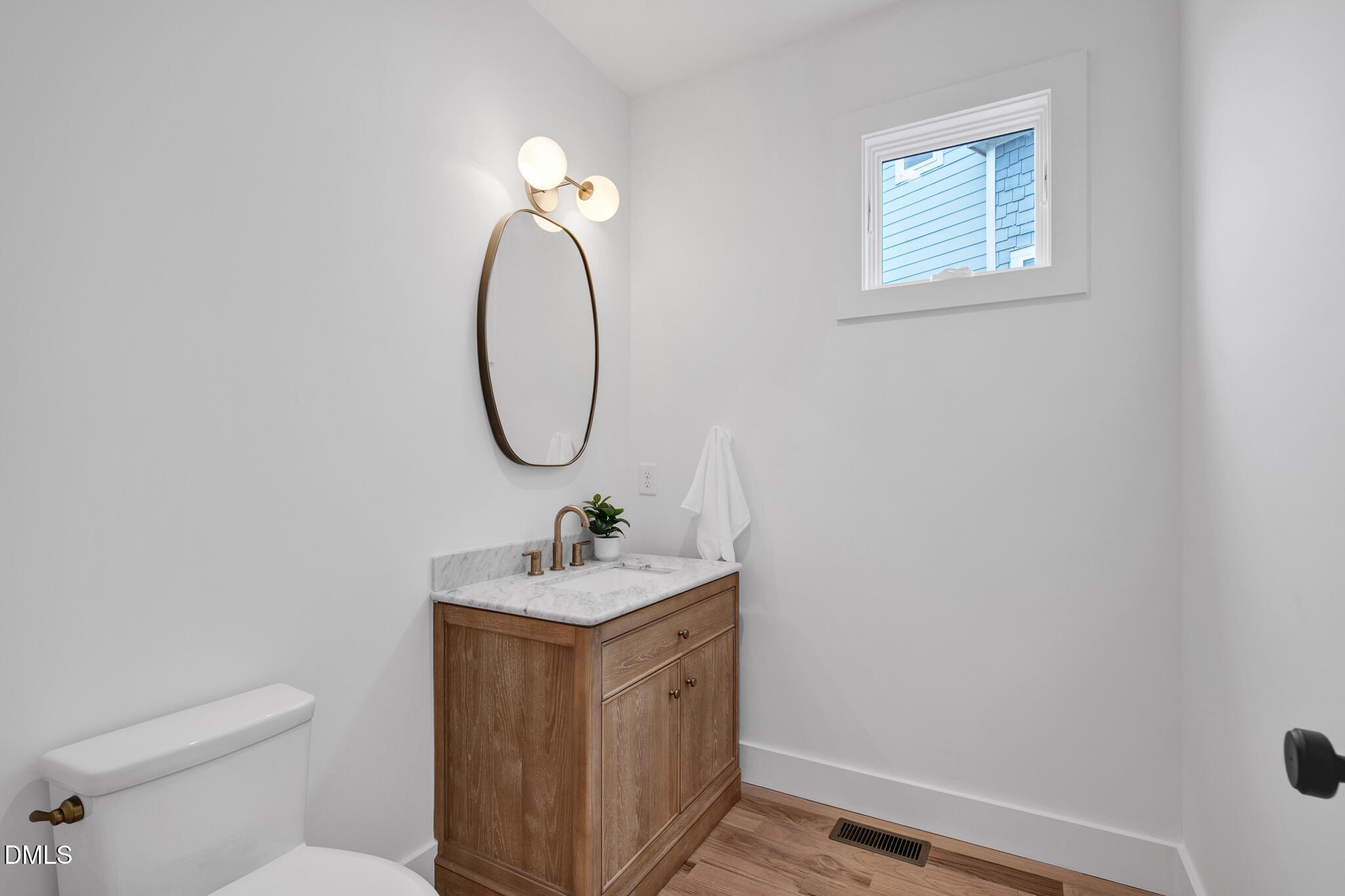 201 E Winmore Avenue