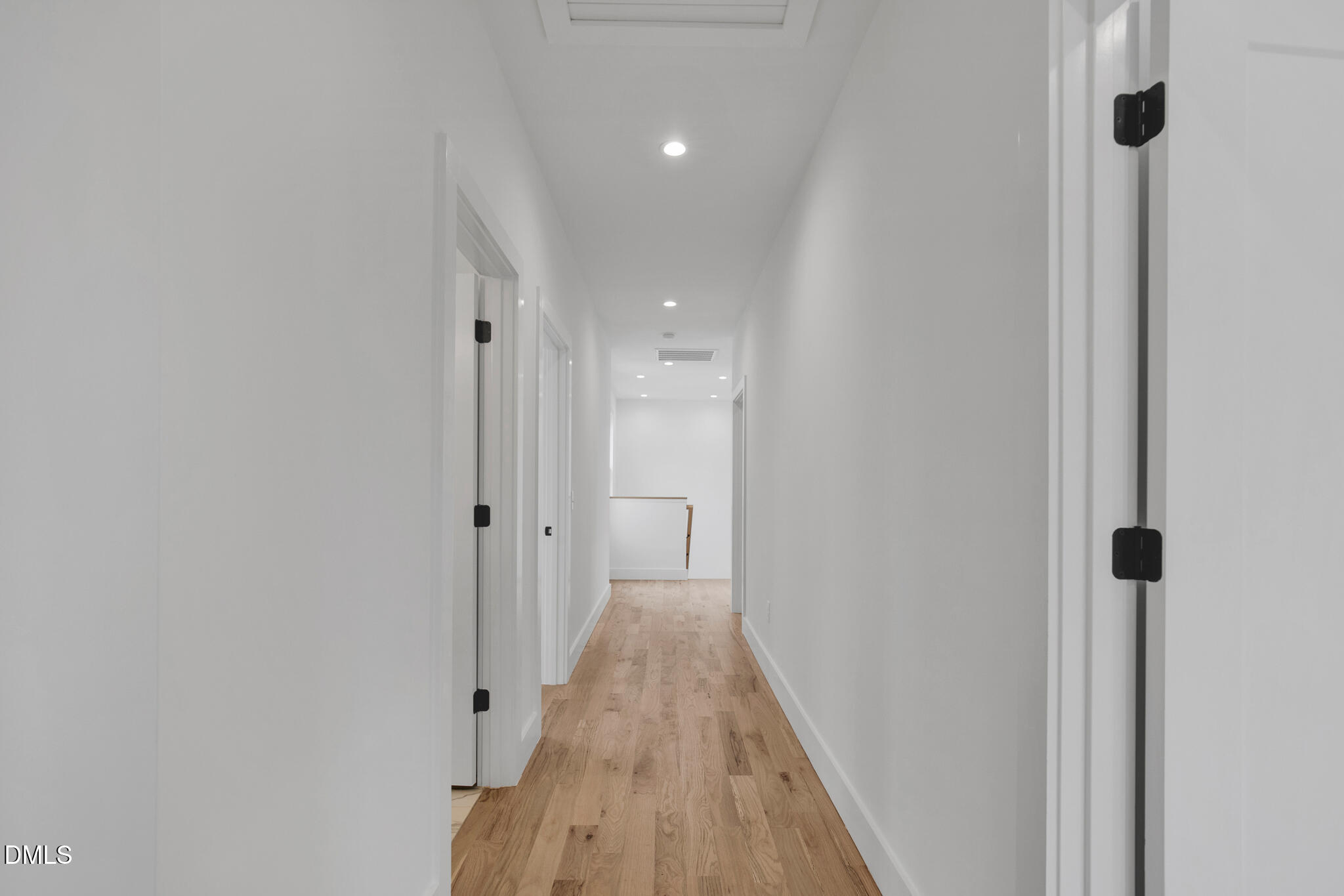 201 E Winmore Avenue