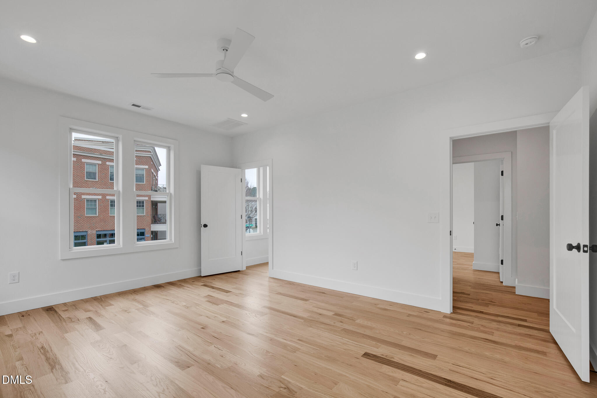 201 E Winmore Avenue