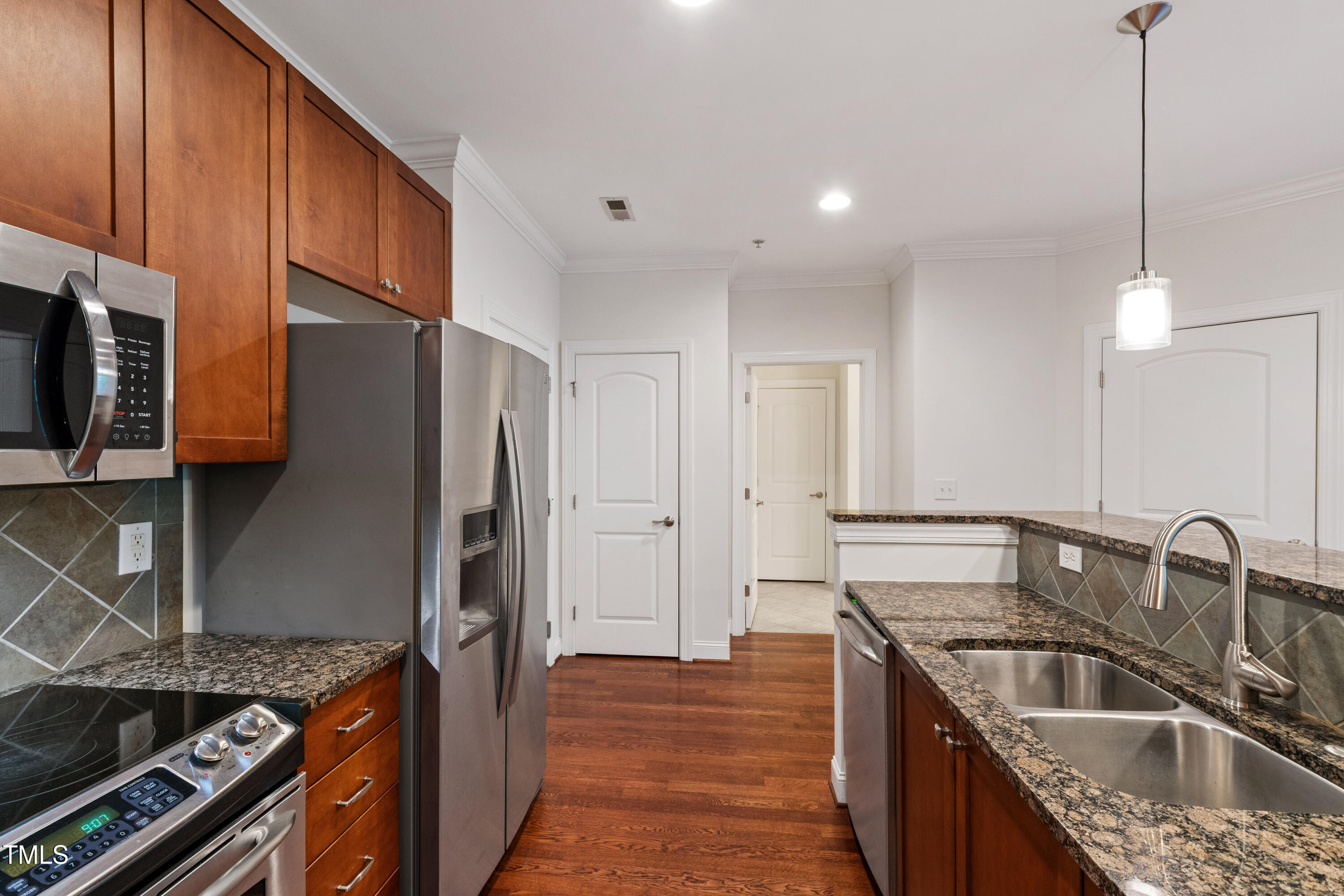 2000 Southpoint Landing Way # 2204