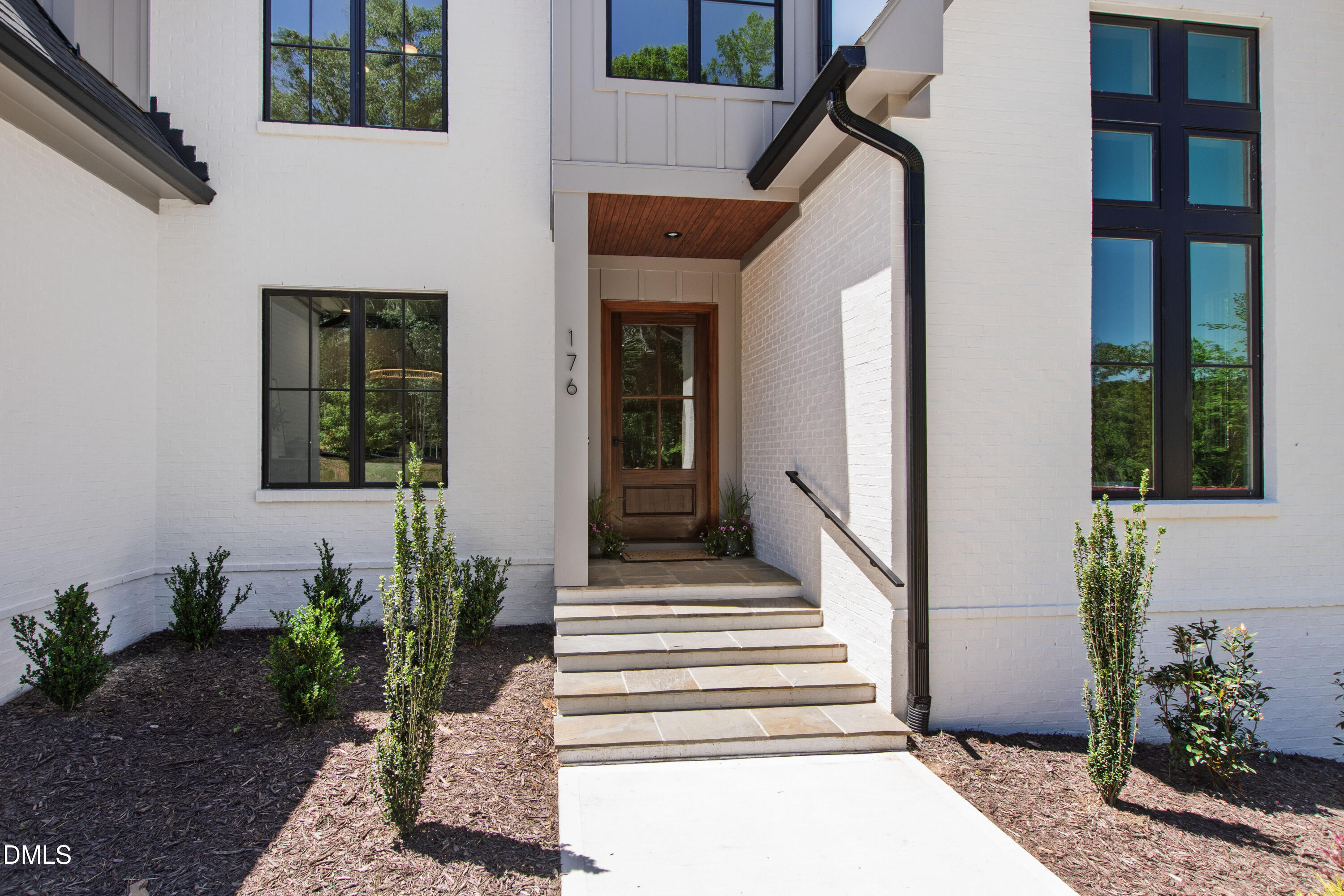 176 Clementine Way