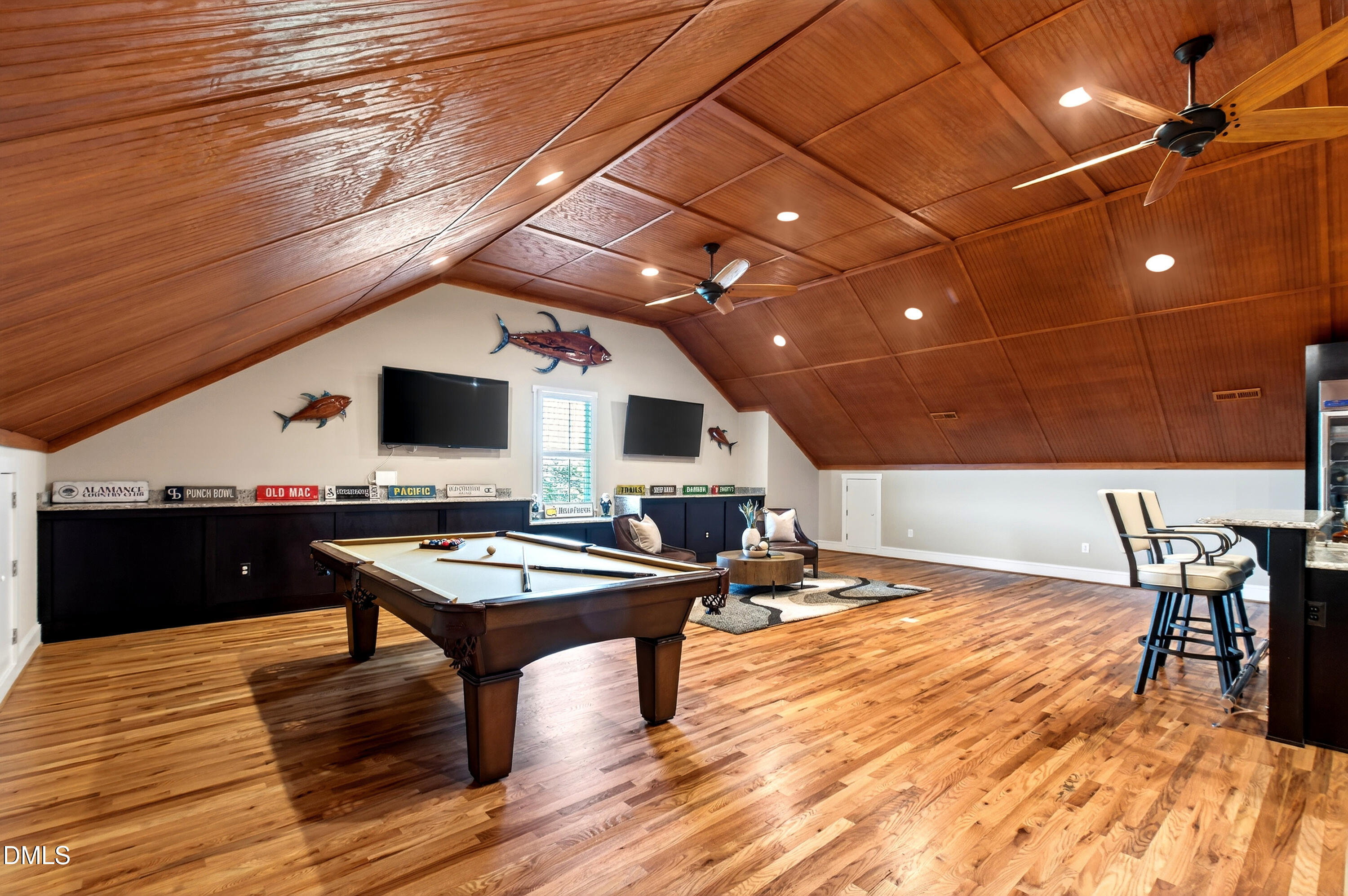 415 Trotting Trail
