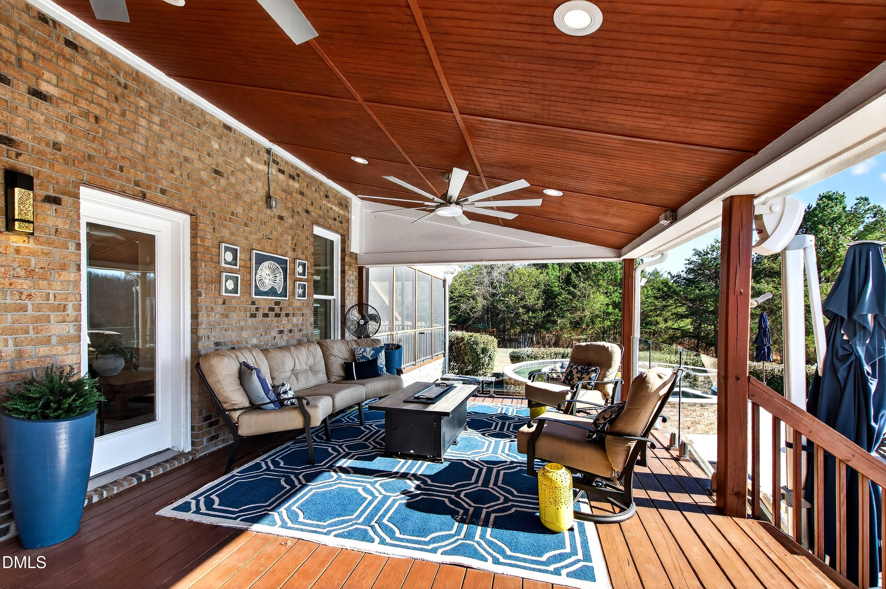 415 Trotting Trail