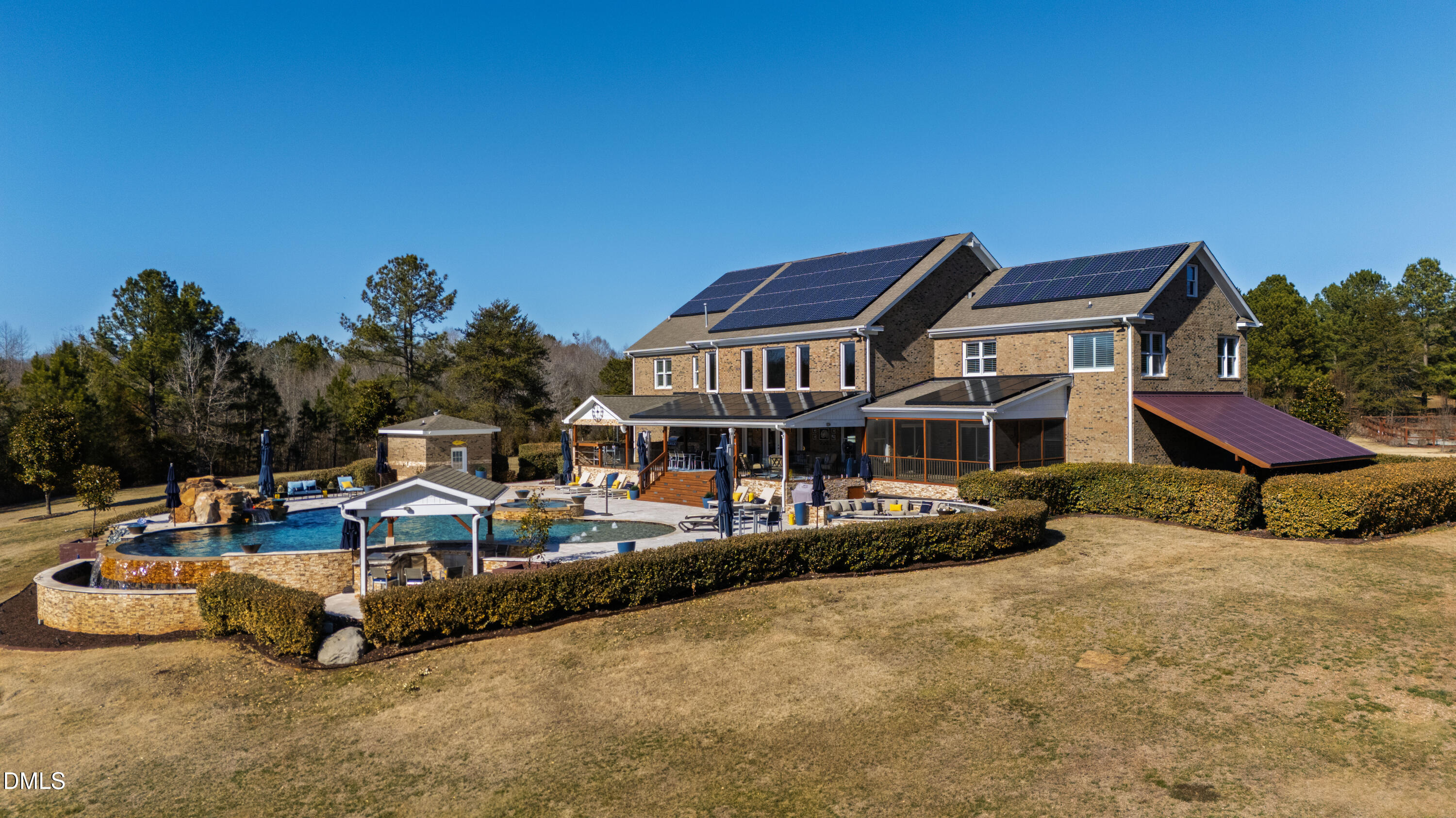 415 Trotting Trail