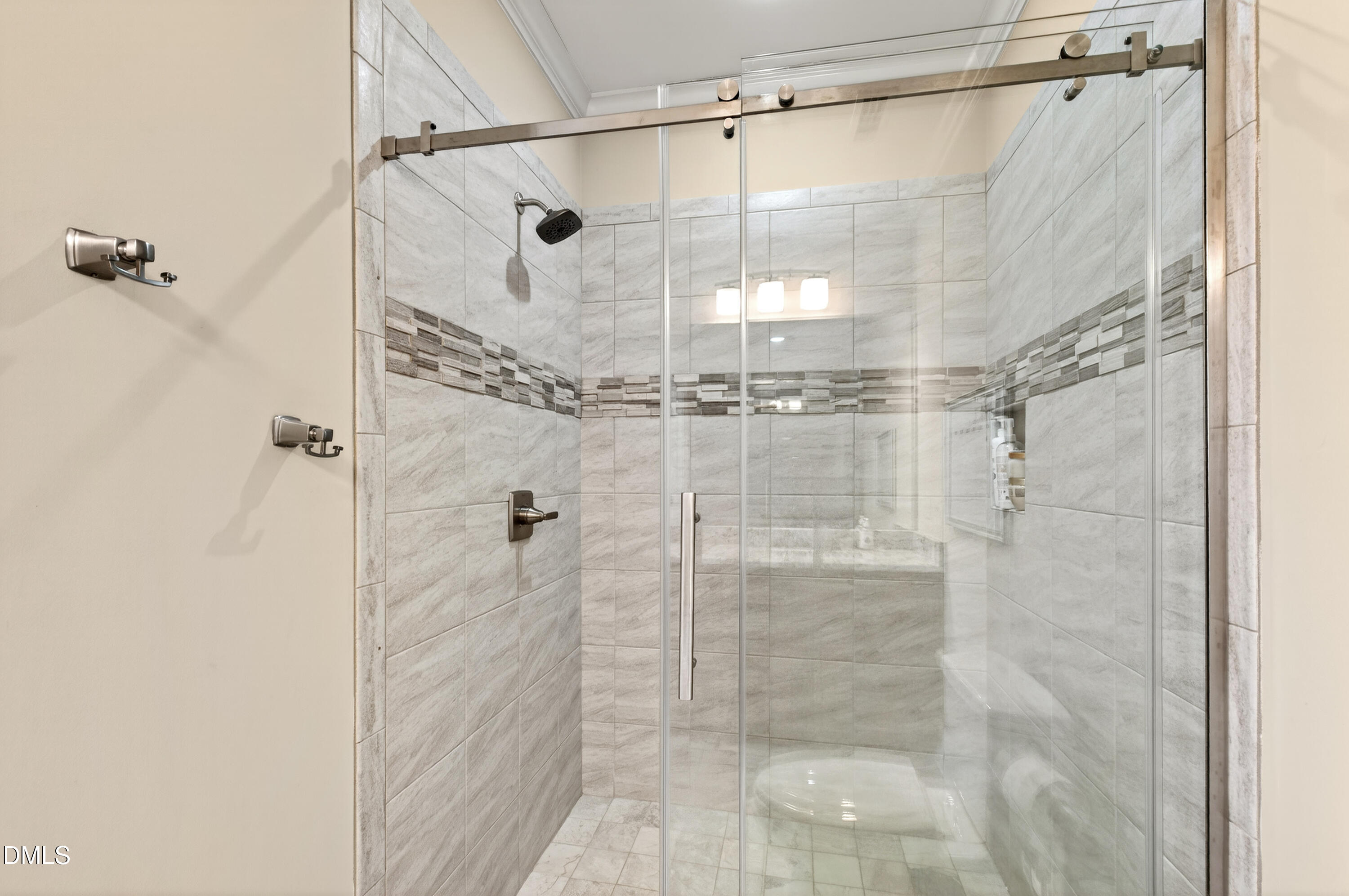 415 Trotting Trail