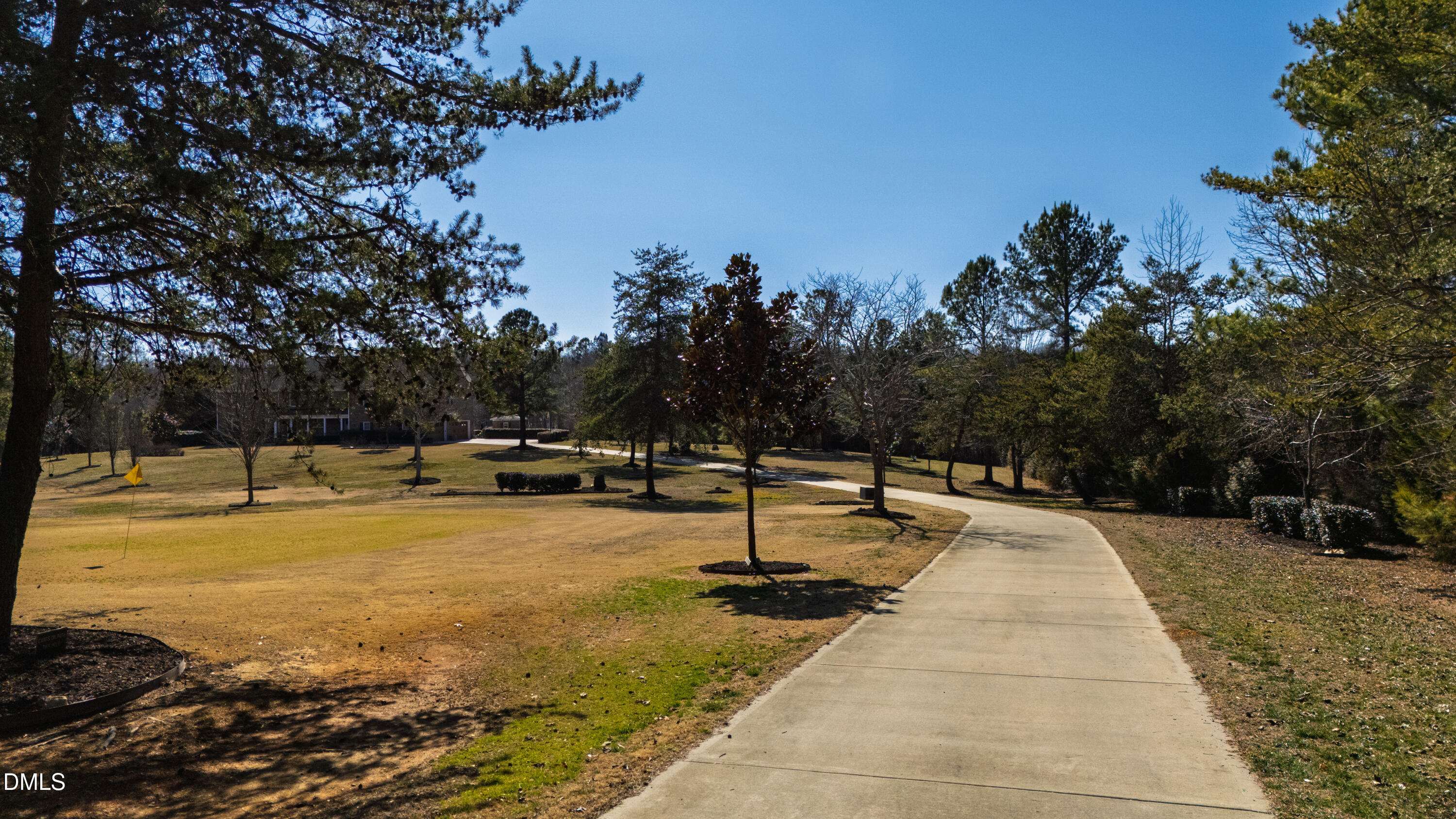415 Trotting Trail