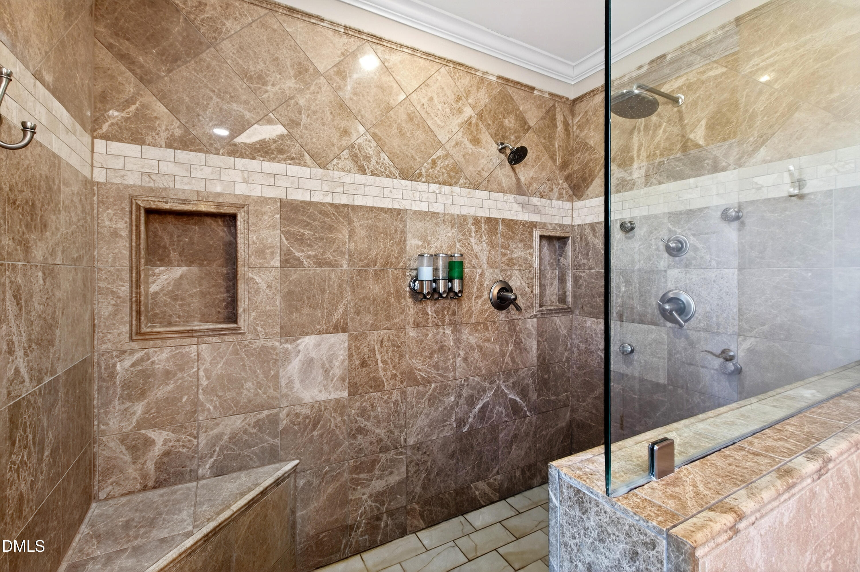 415 Trotting Trail