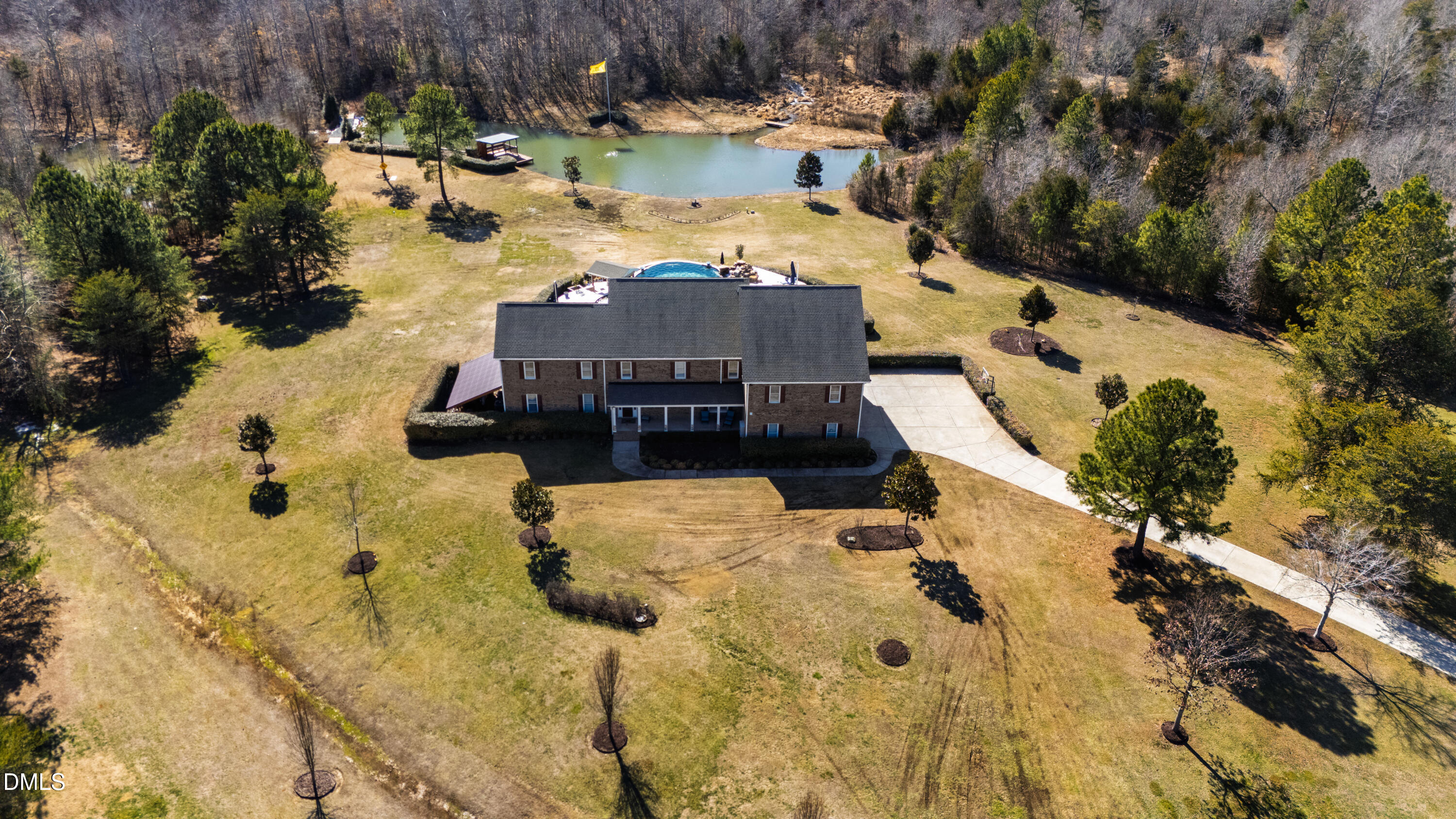 415 Trotting Trail