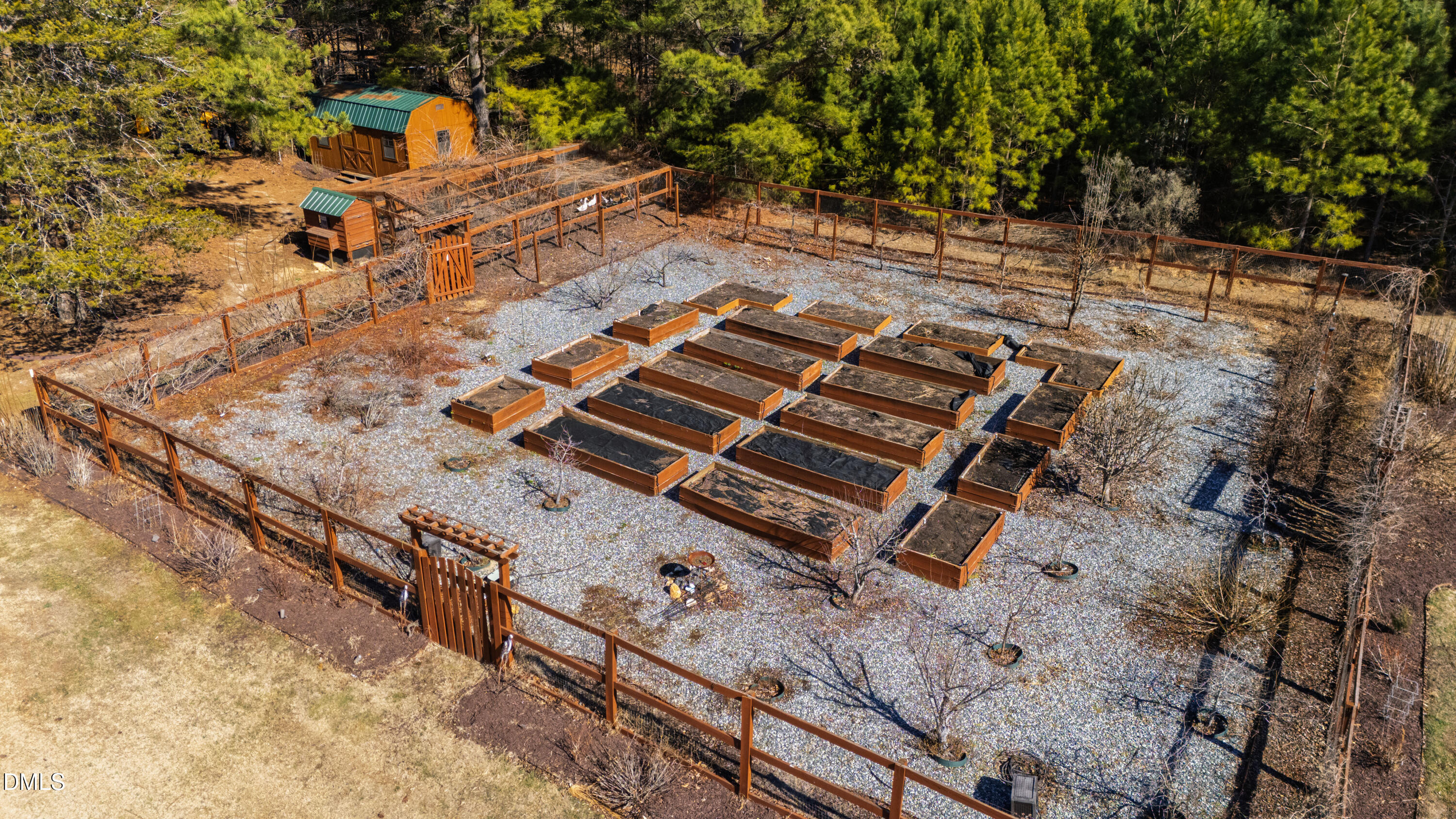 415 Trotting Trail