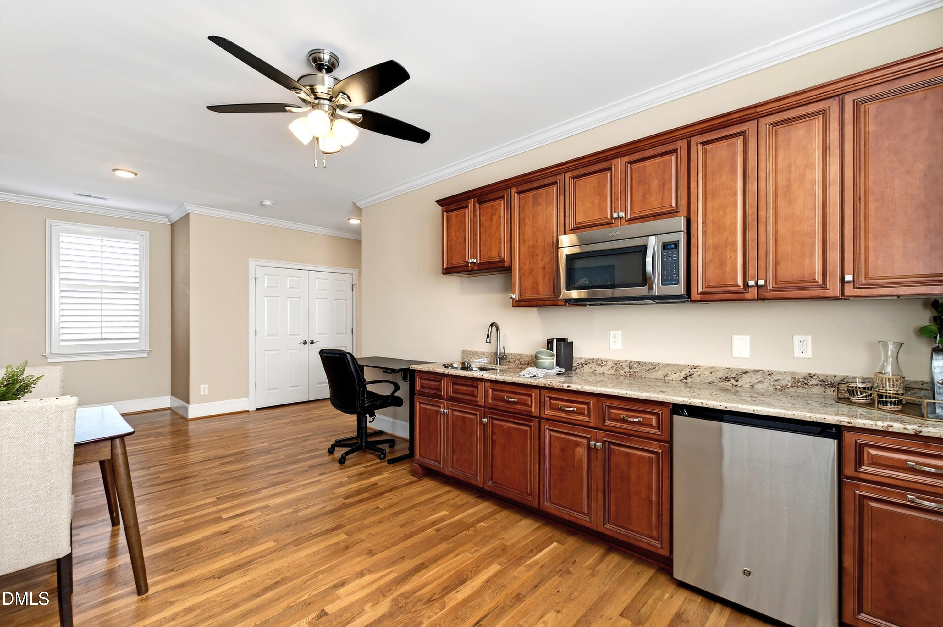 415 Trotting Trail