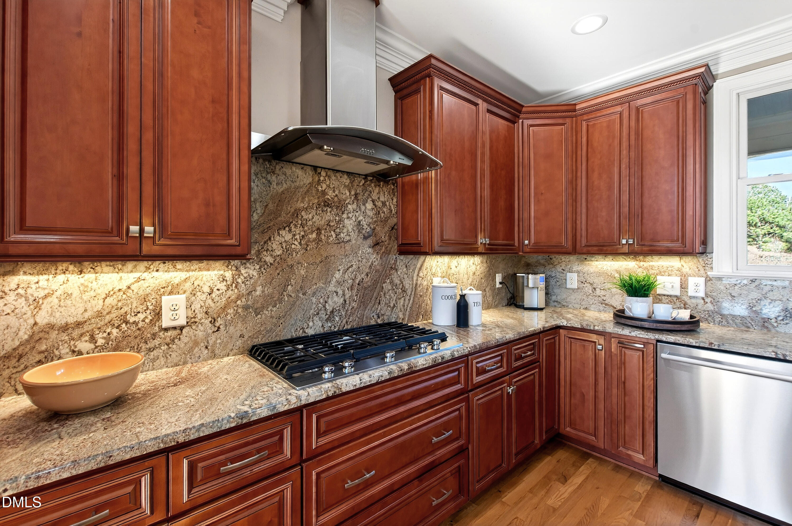 415 Trotting Trail