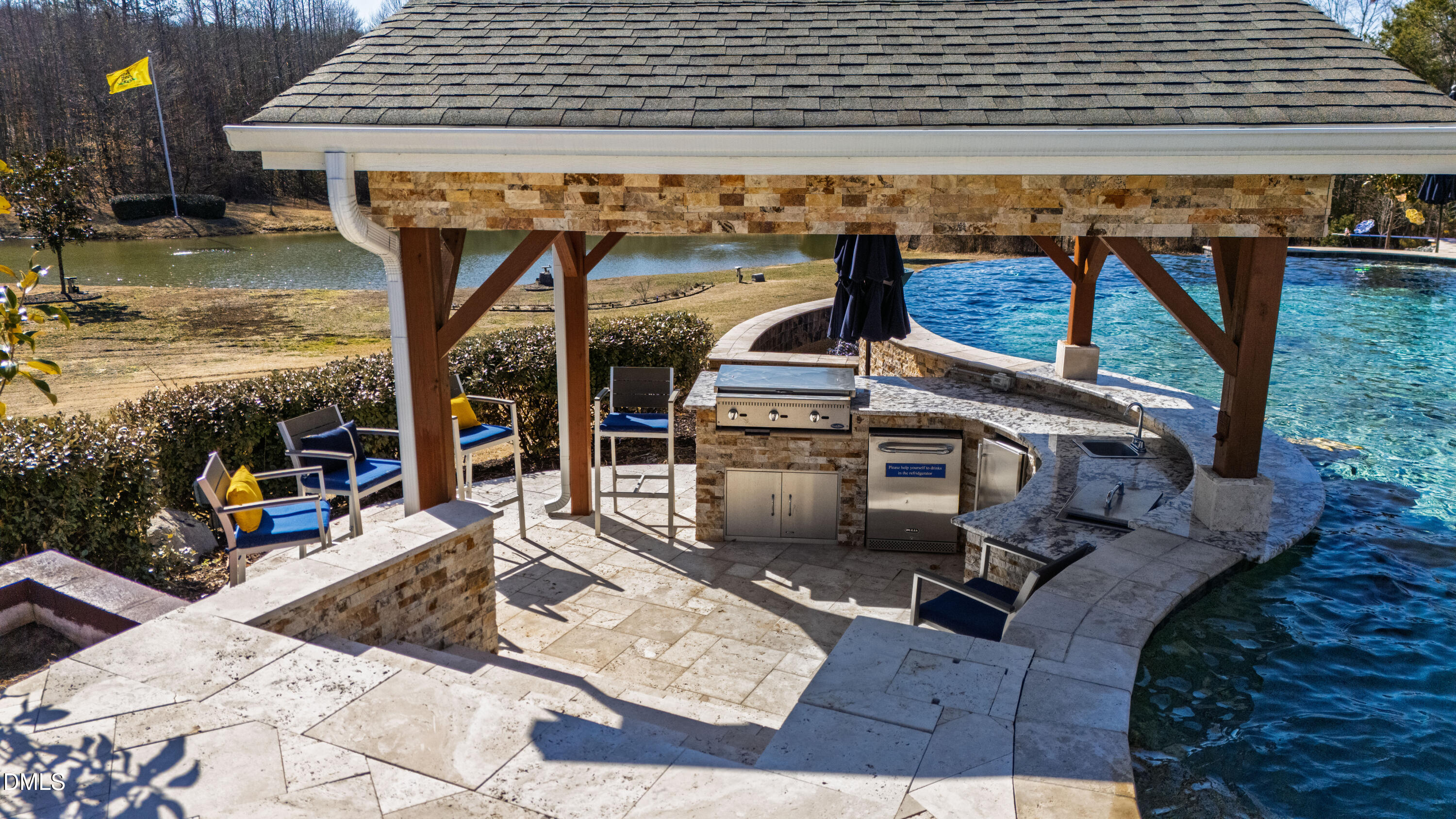 415 Trotting Trail