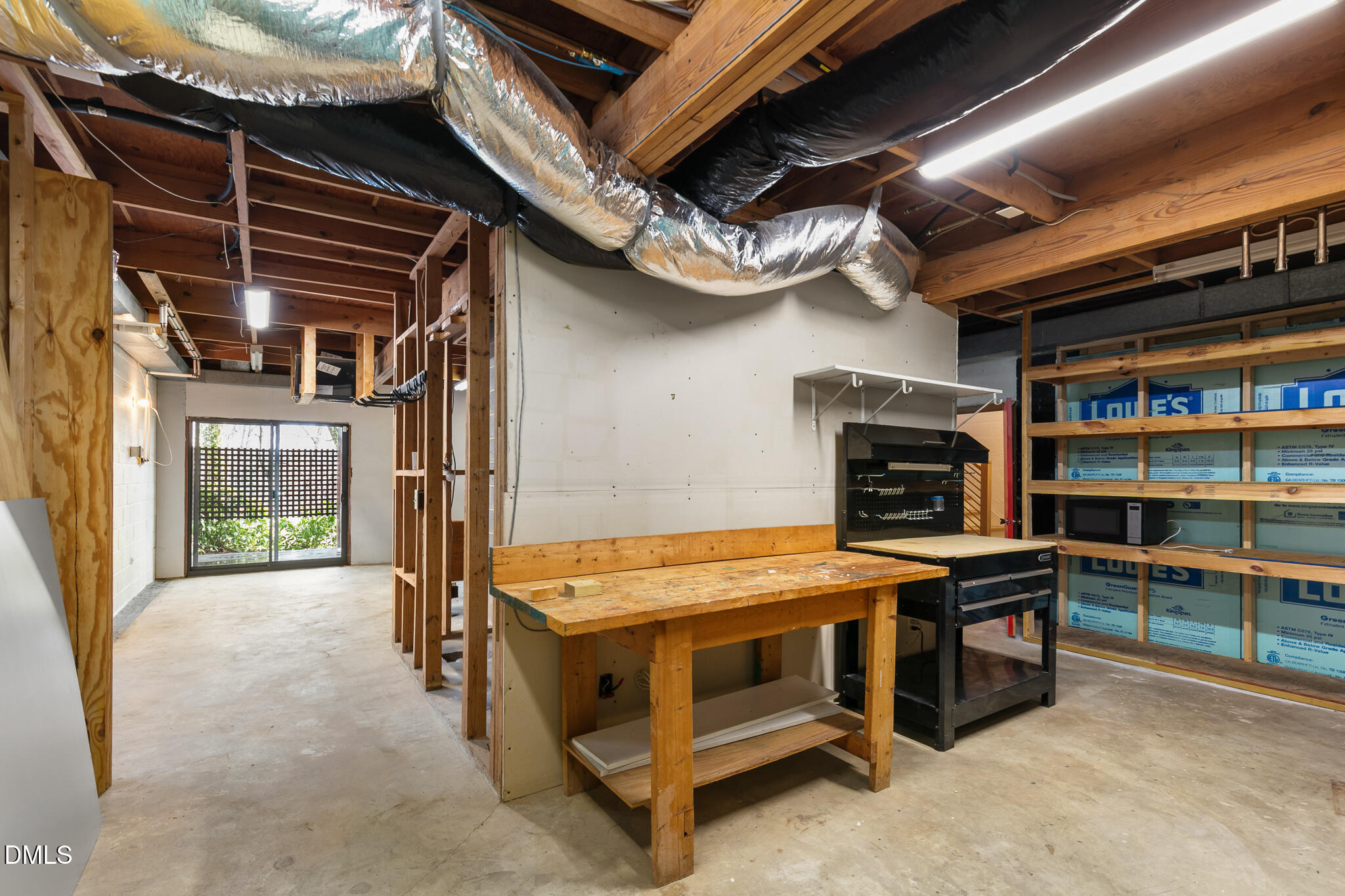 211 Glenhill Lane