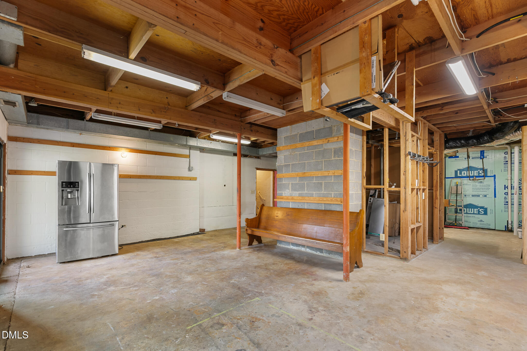 211 Glenhill Lane