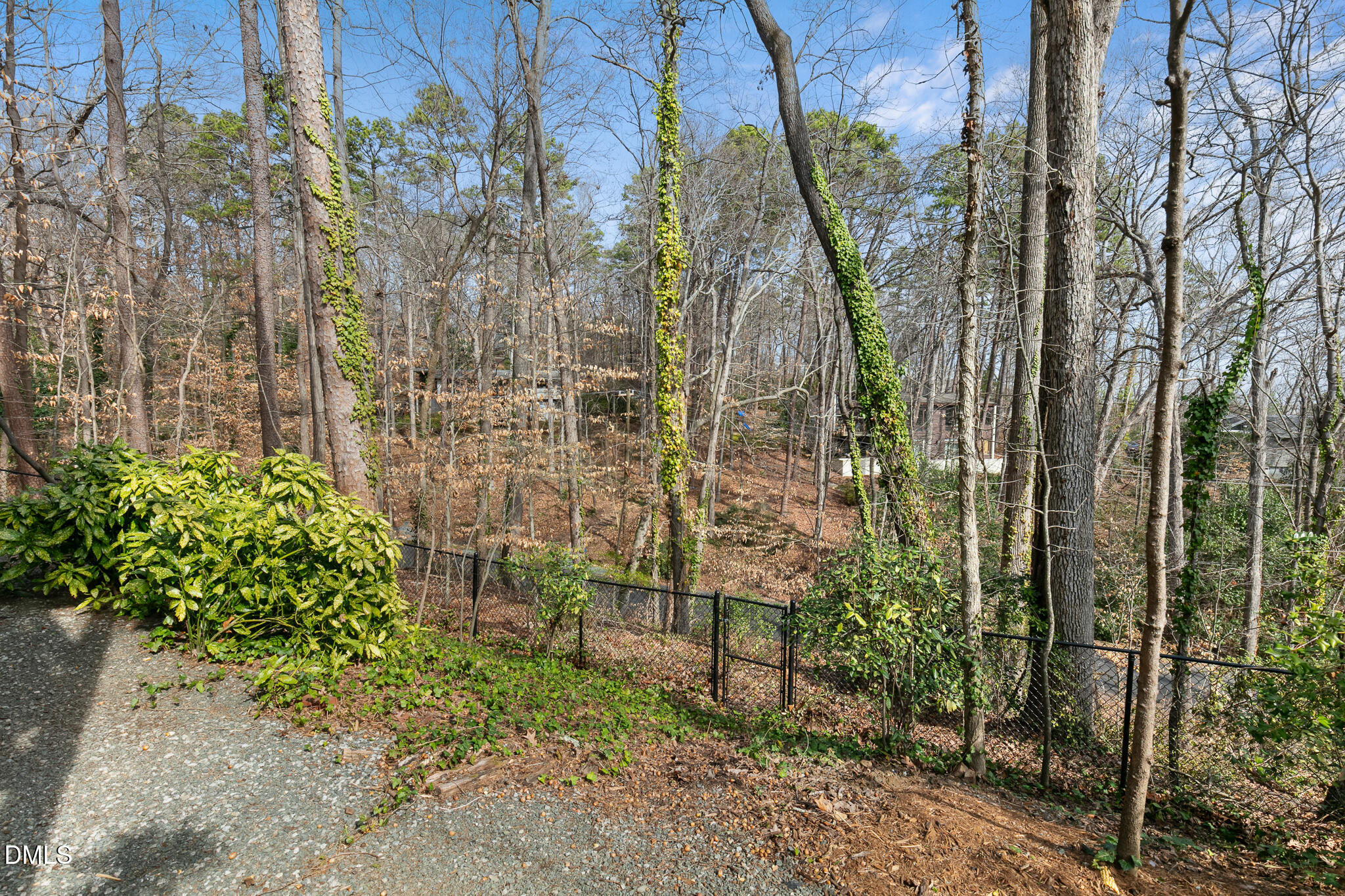 211 Glenhill Lane