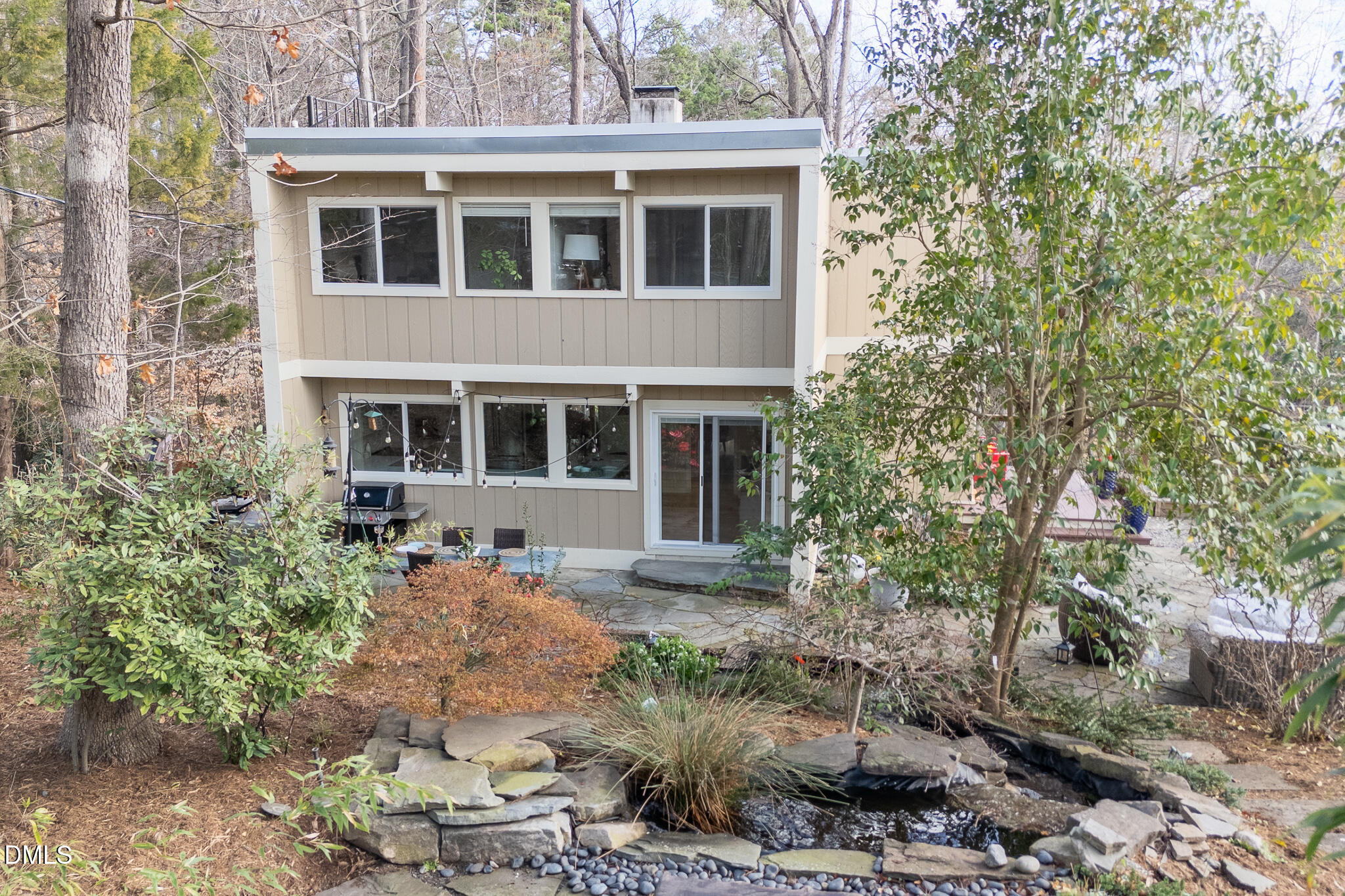 211 Glenhill Lane