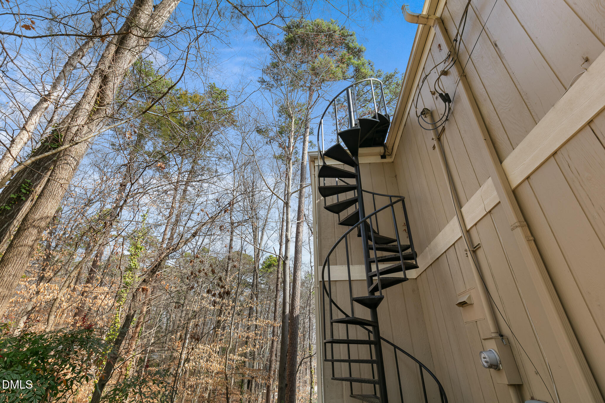 211 Glenhill Lane