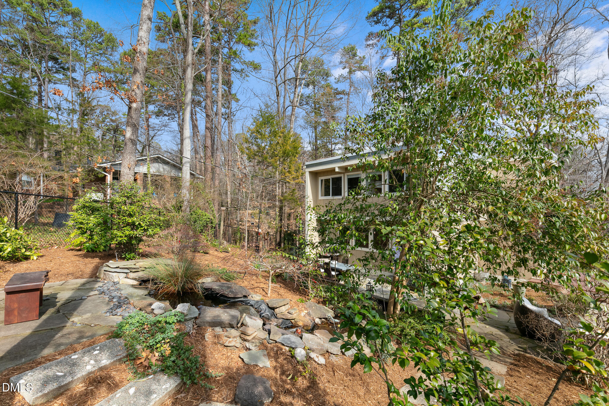 211 Glenhill Lane