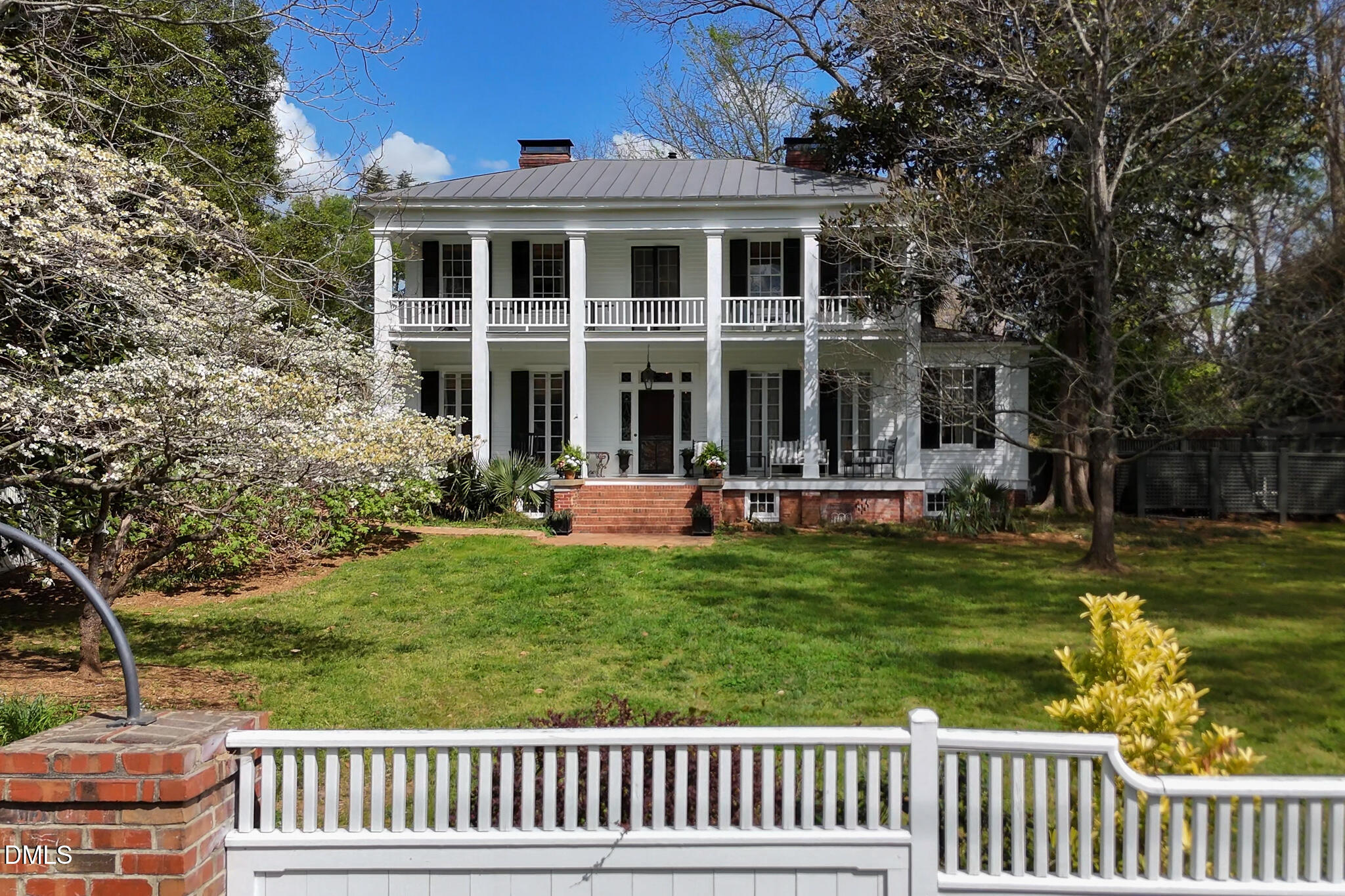 318 N Churton Street