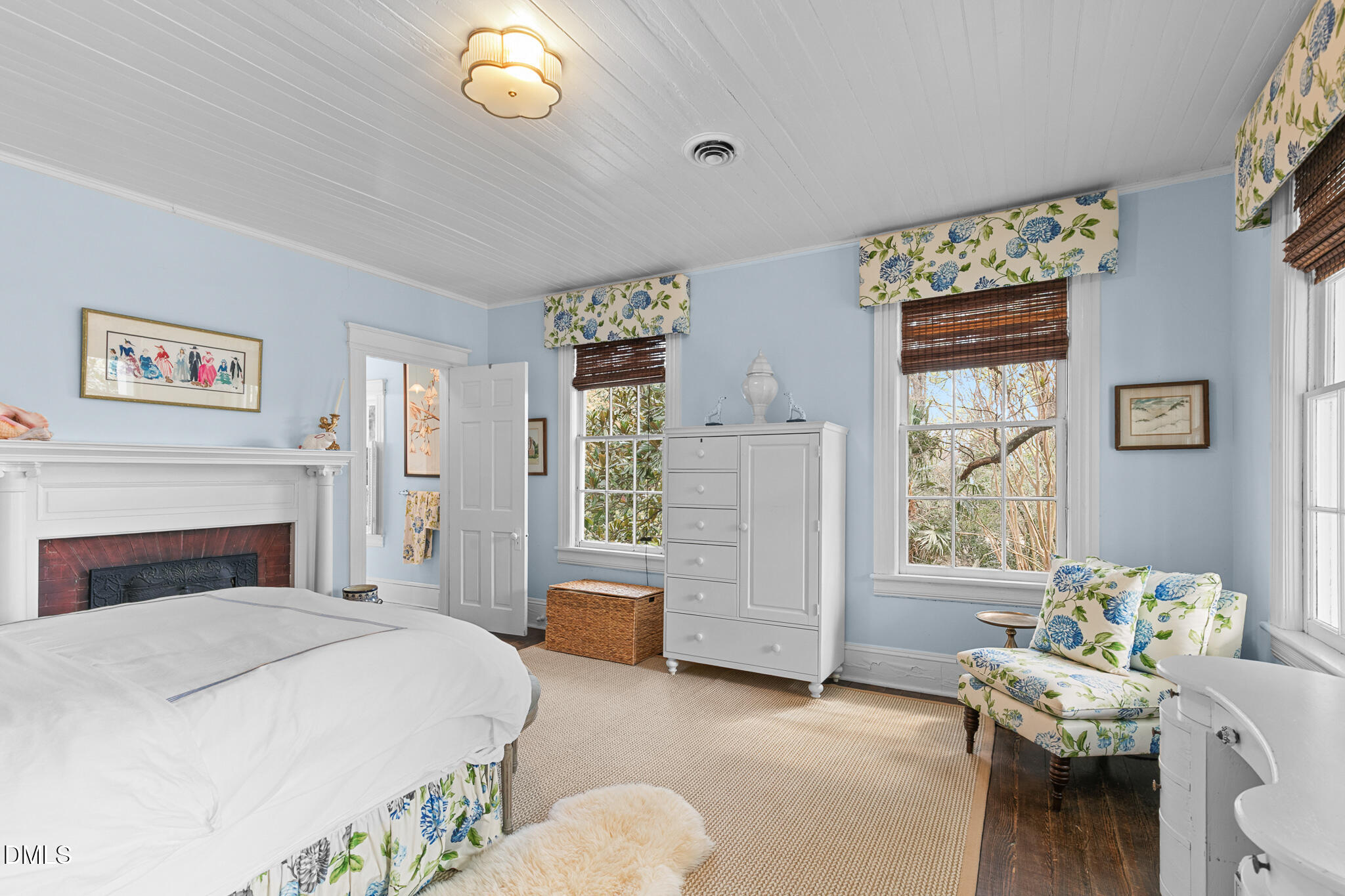 318 N Churton Street