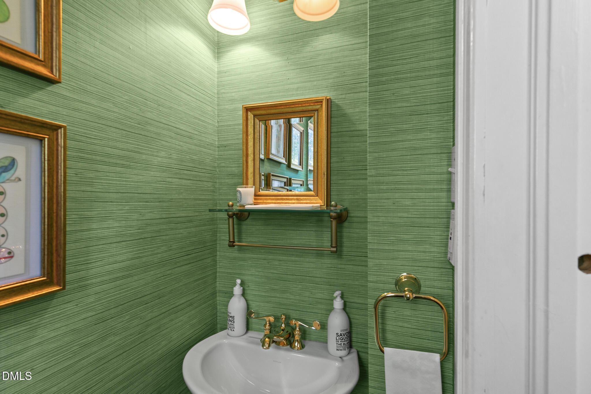 318 N Churton Street