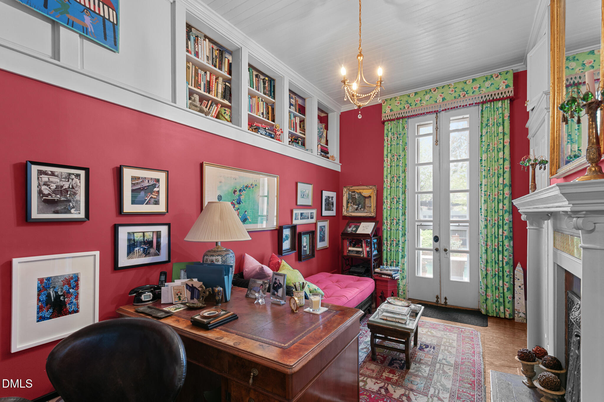 318 N Churton Street