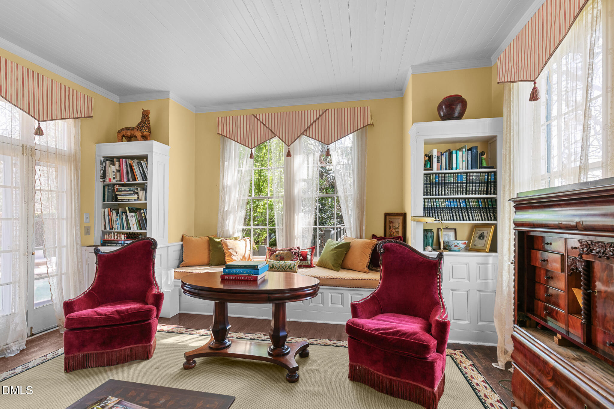 318 N Churton Street