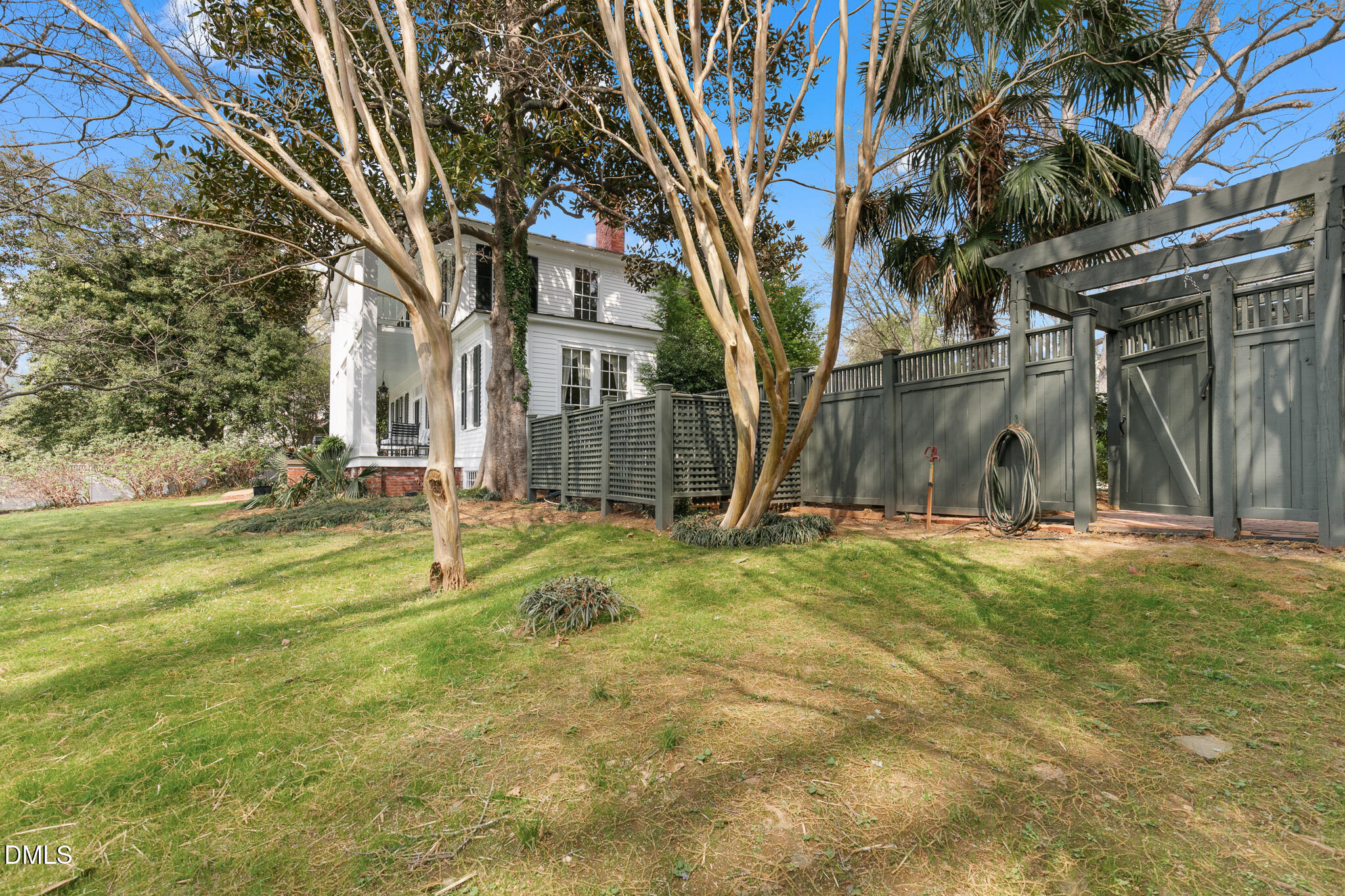 318 N Churton Street