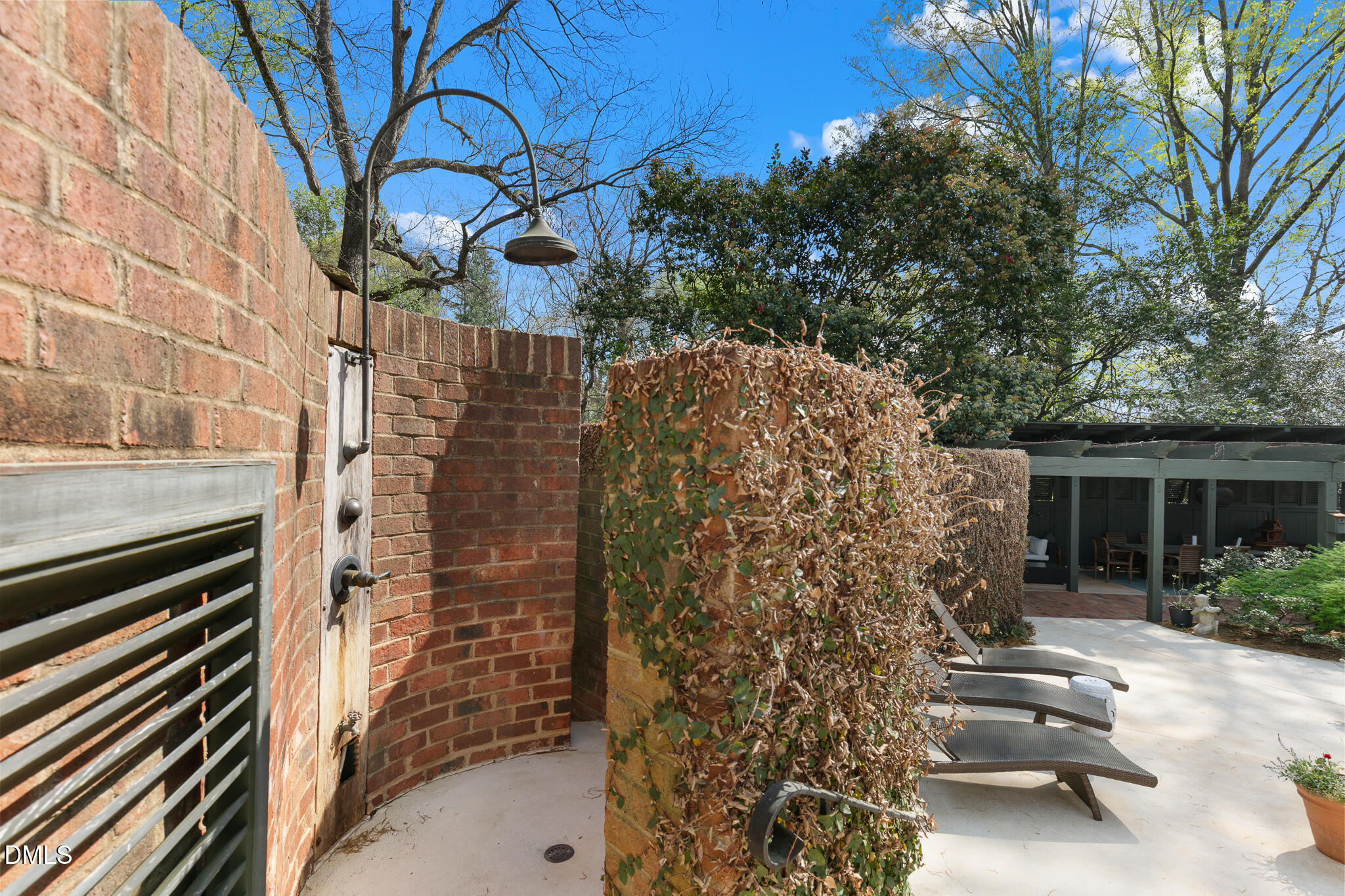 318 N Churton Street