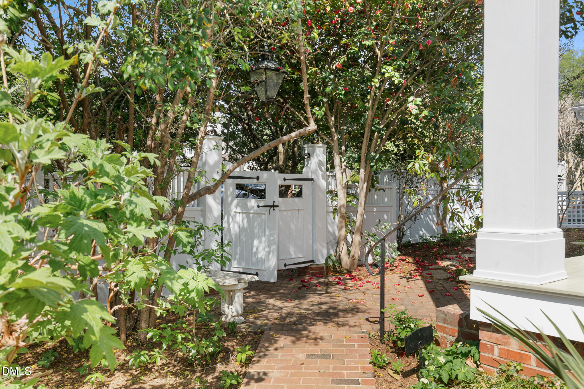 318 N Churton Street