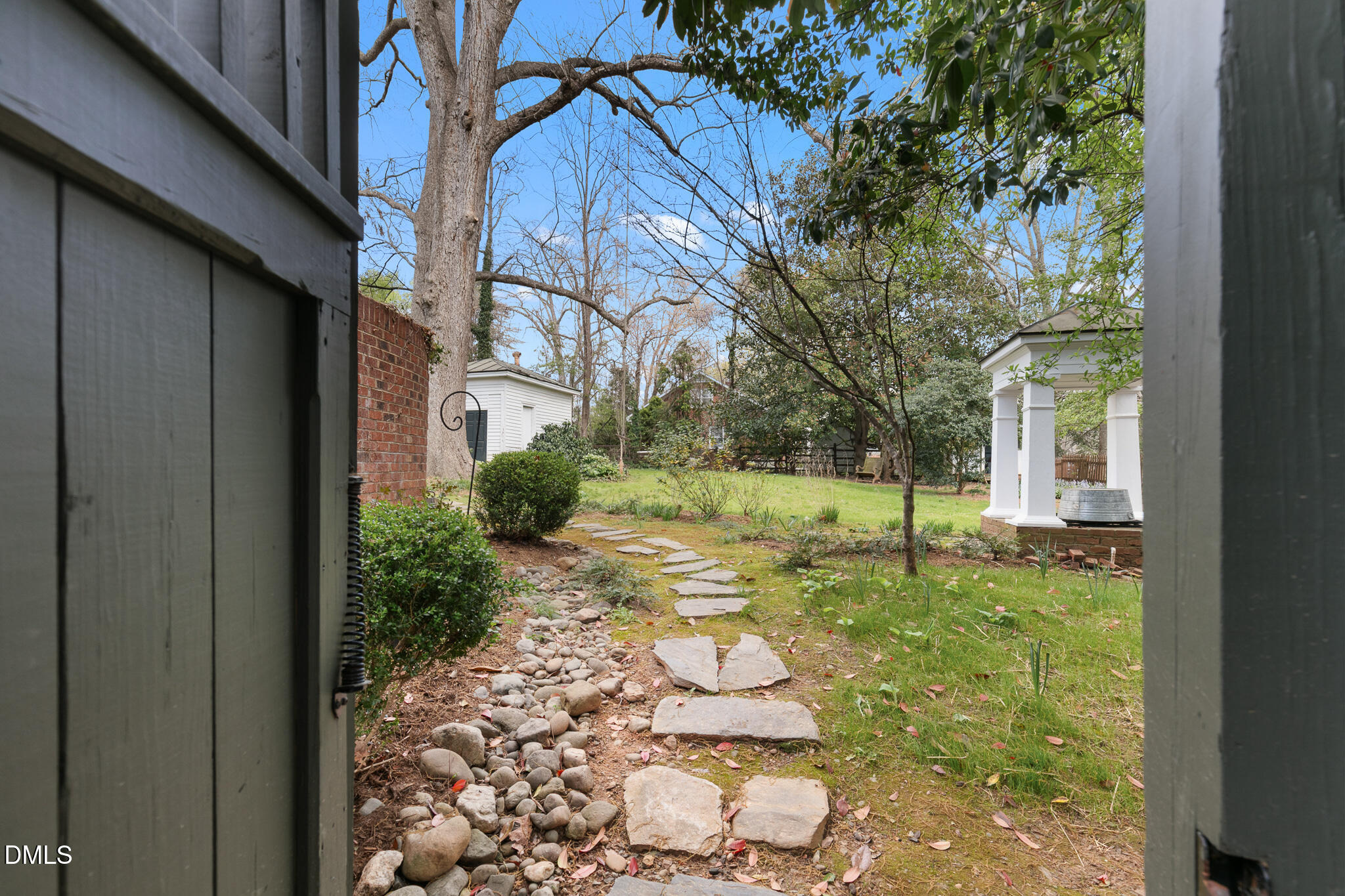 318 N Churton Street