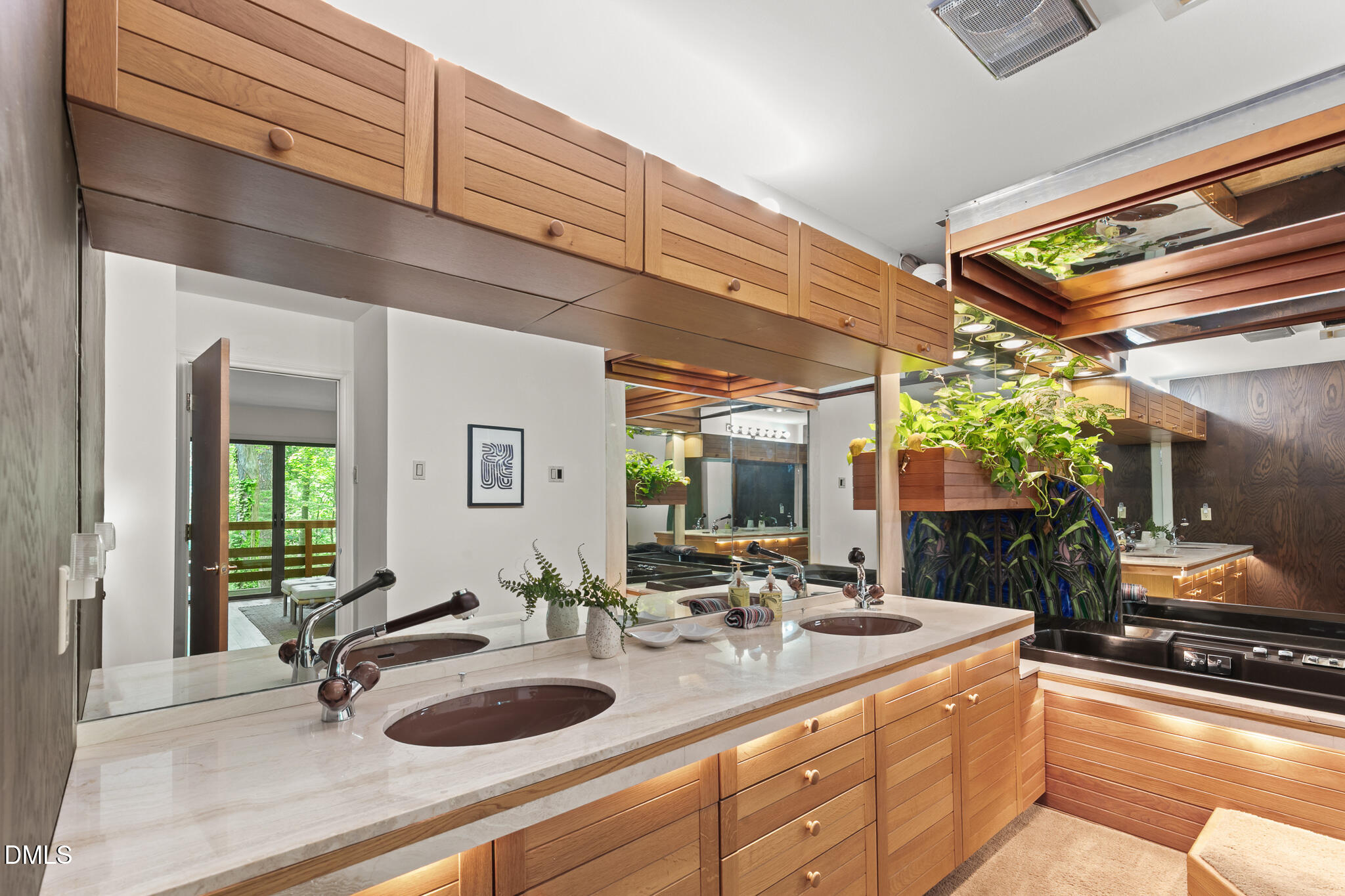 1429 Arboretum Drive
