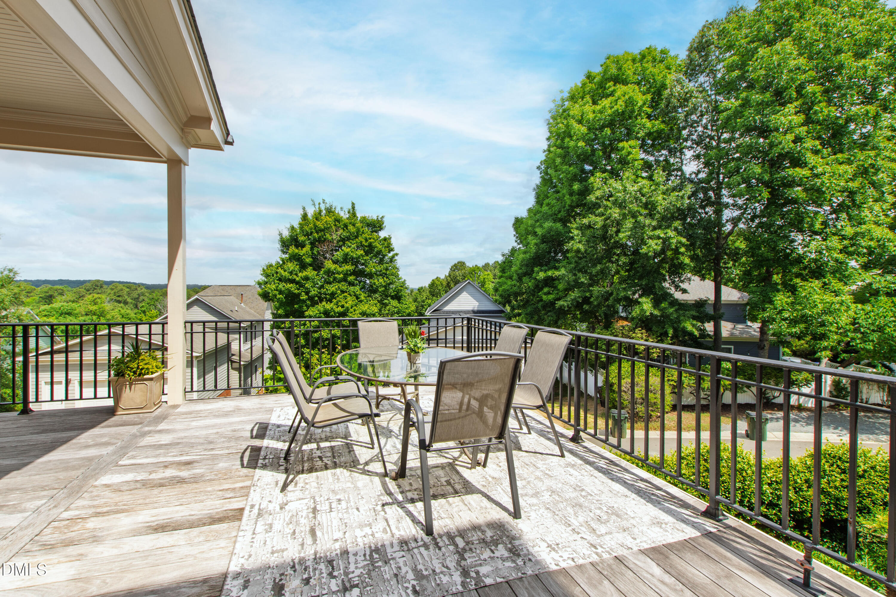 319 Circle Park Place