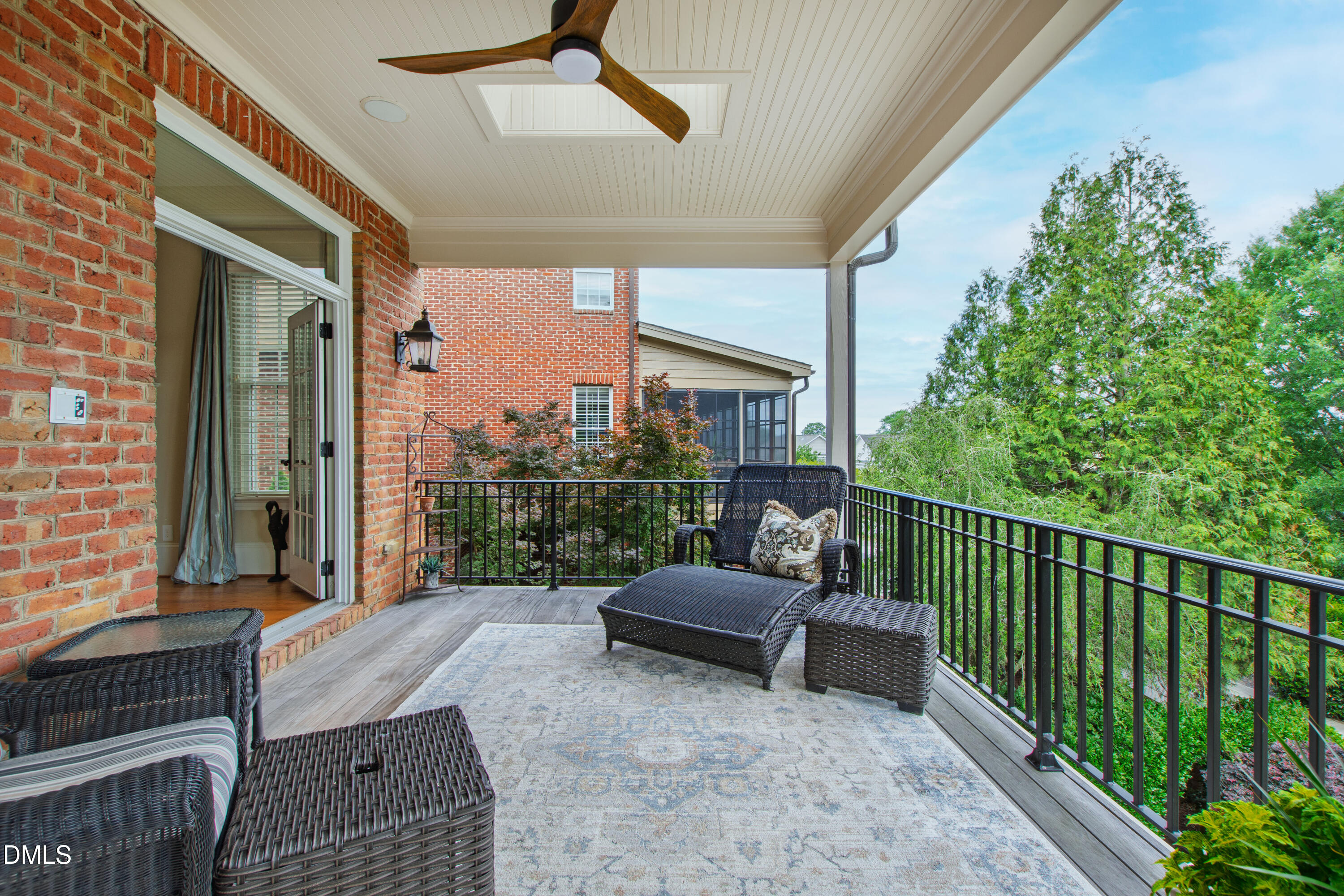319 Circle Park Place