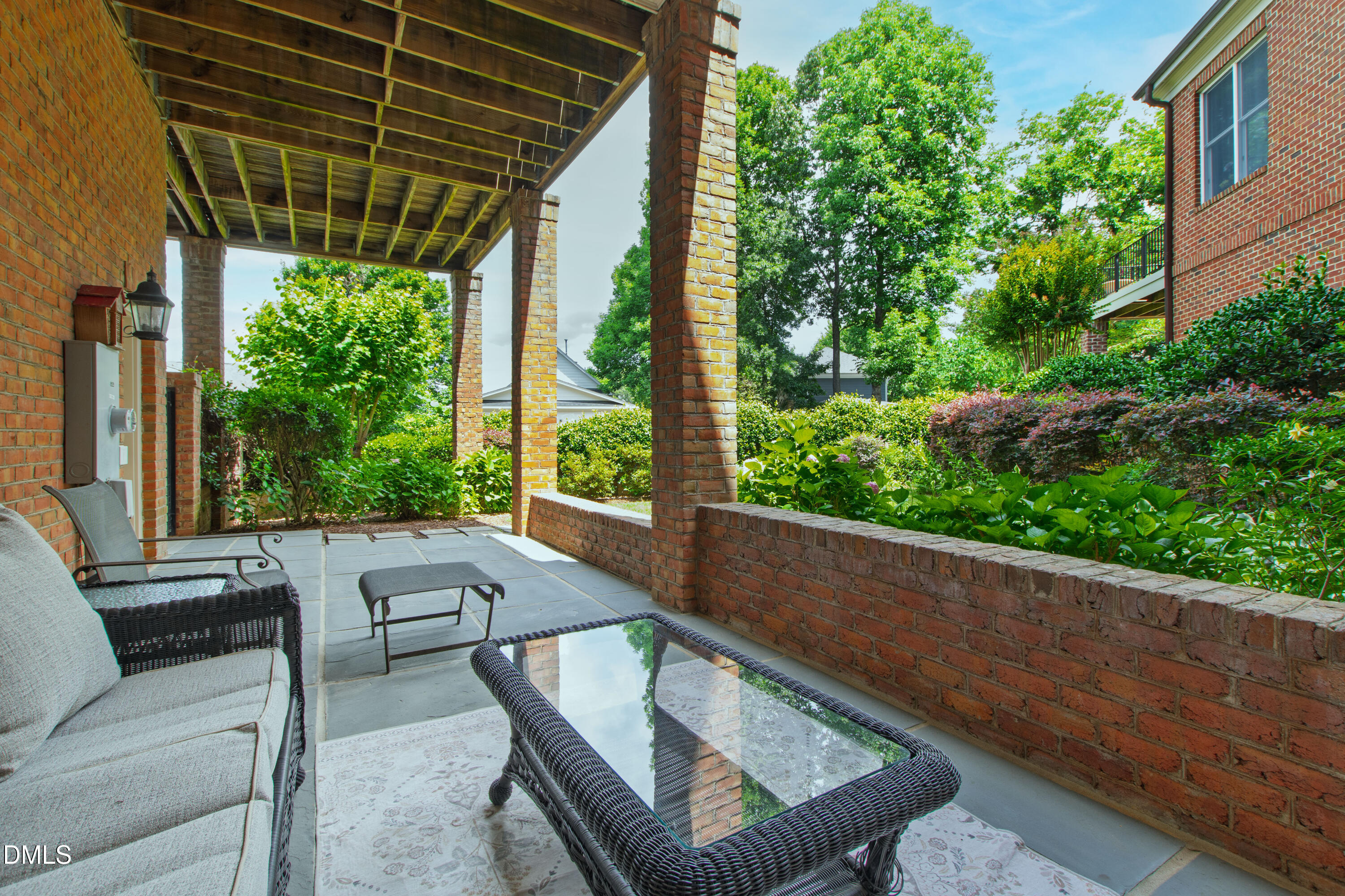 319 Circle Park Place