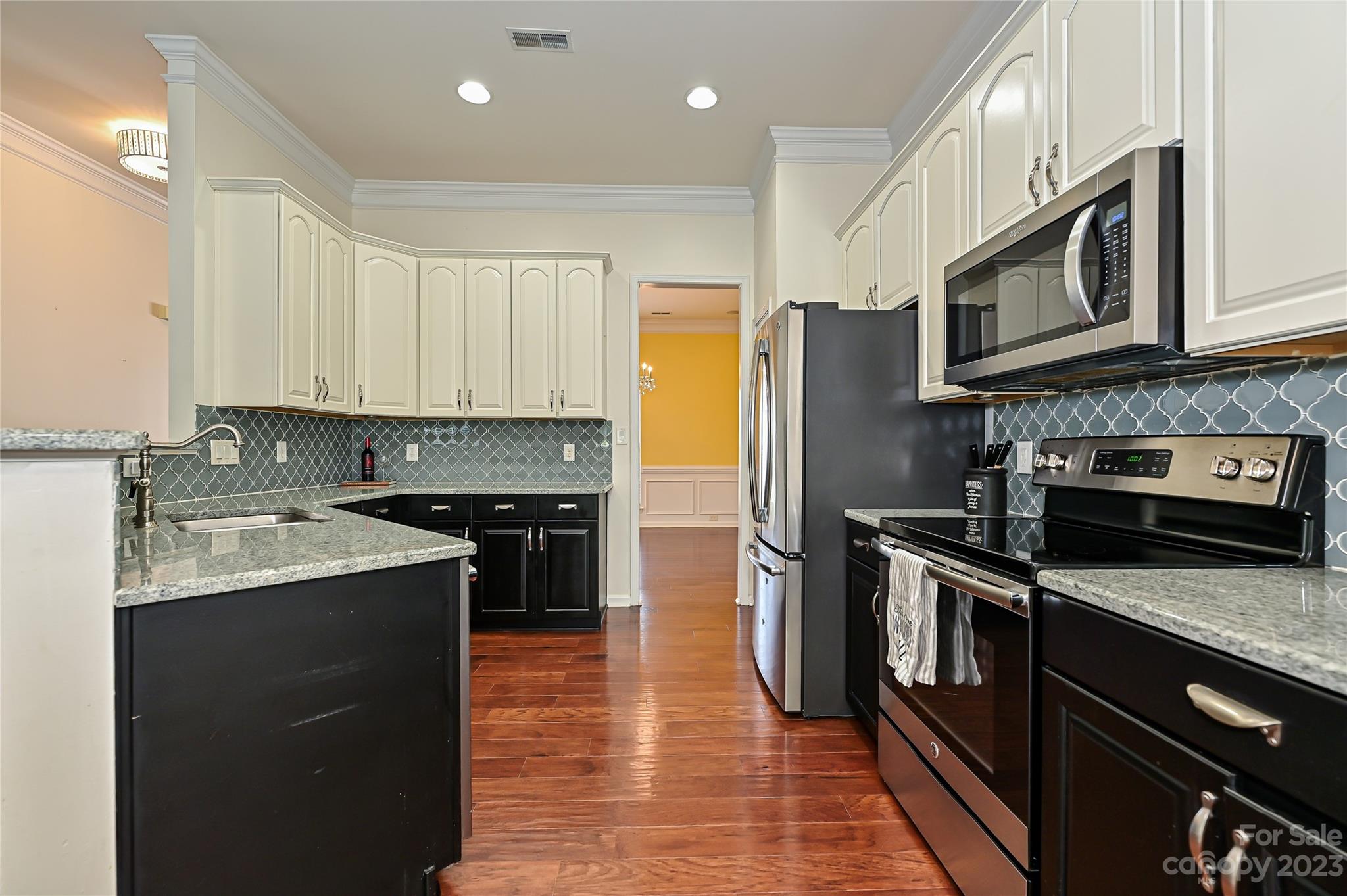 2018 Holly Villa Circle