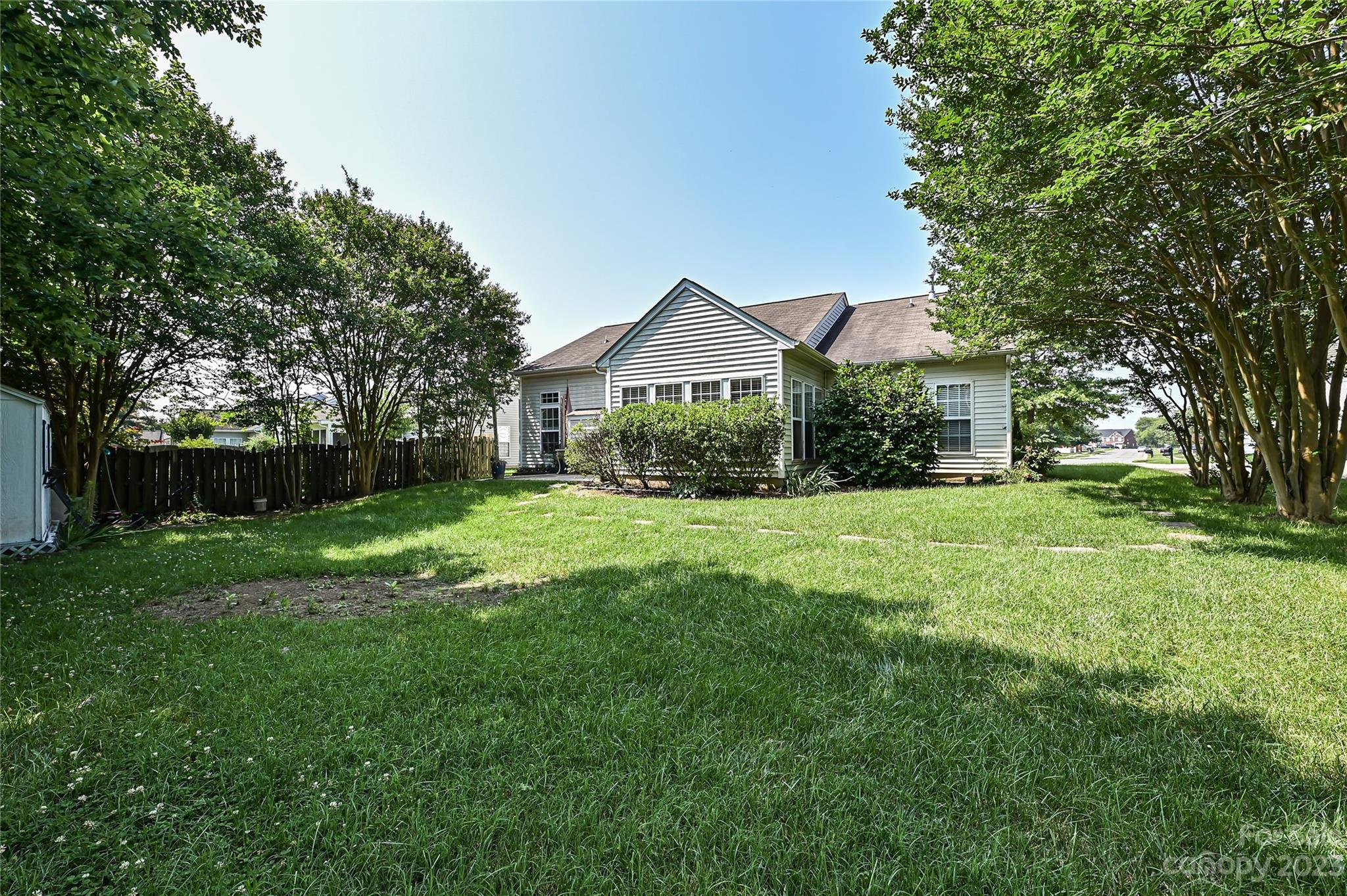 2018 Holly Villa Circle