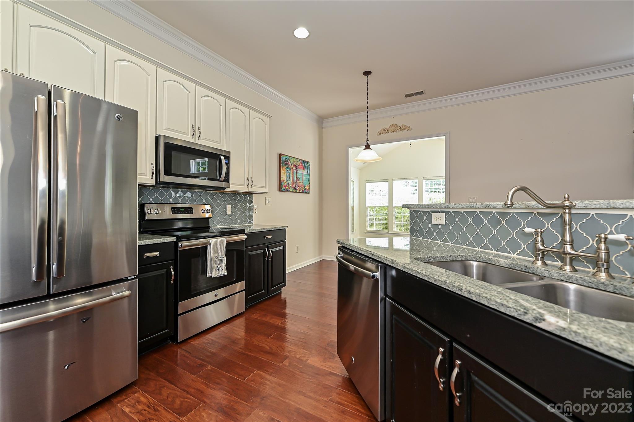 2018 Holly Villa Circle