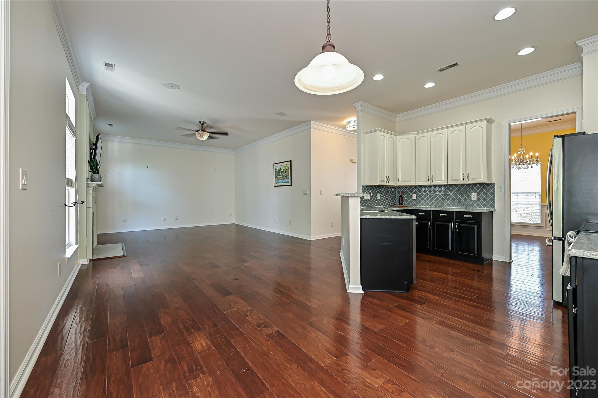 2018 Holly Villa Circle